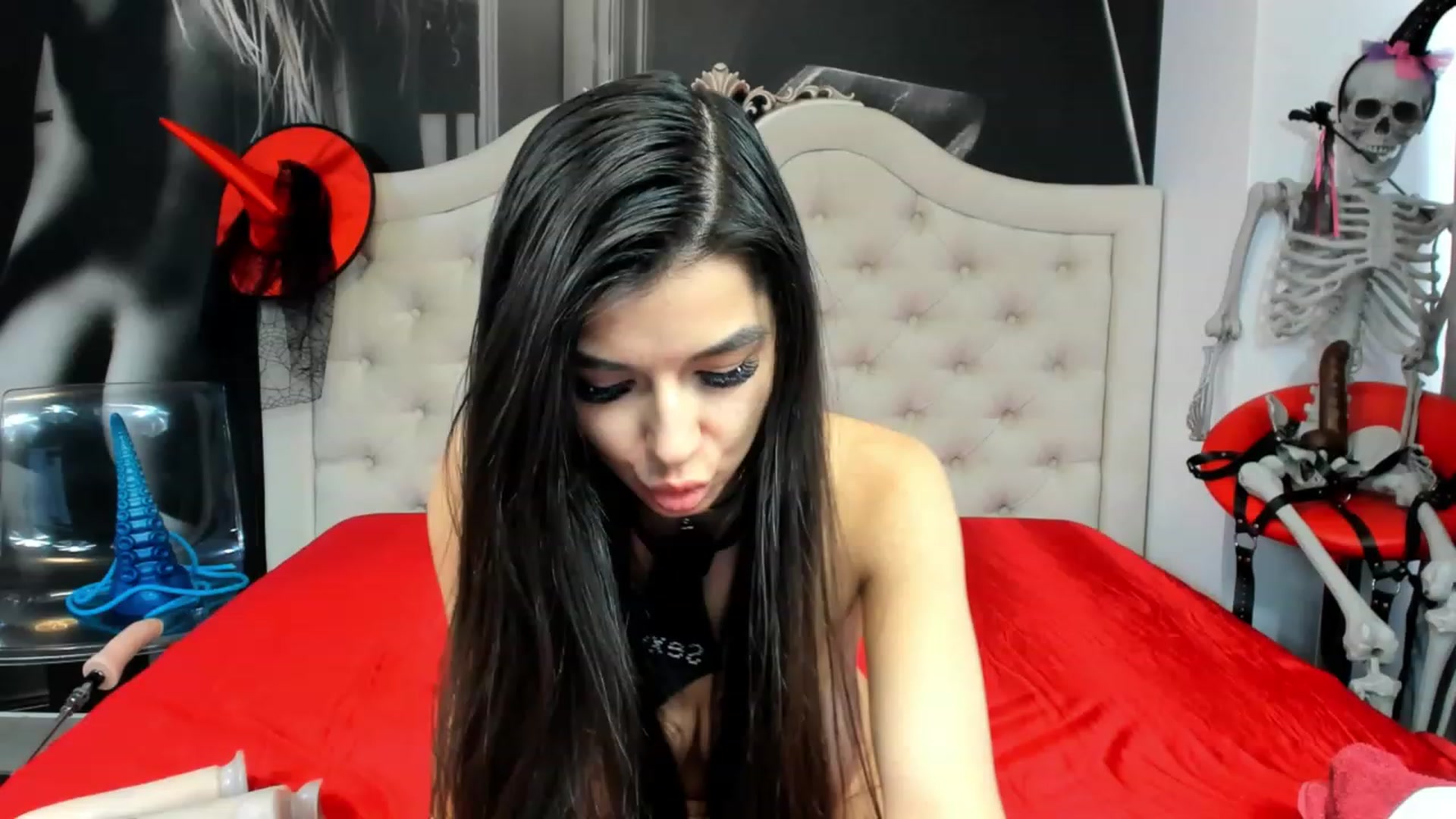 Gallery image thumbnail from Jennasweetass's myfreecams stream on, 10/29/2023, 10:56 image 7 of 20