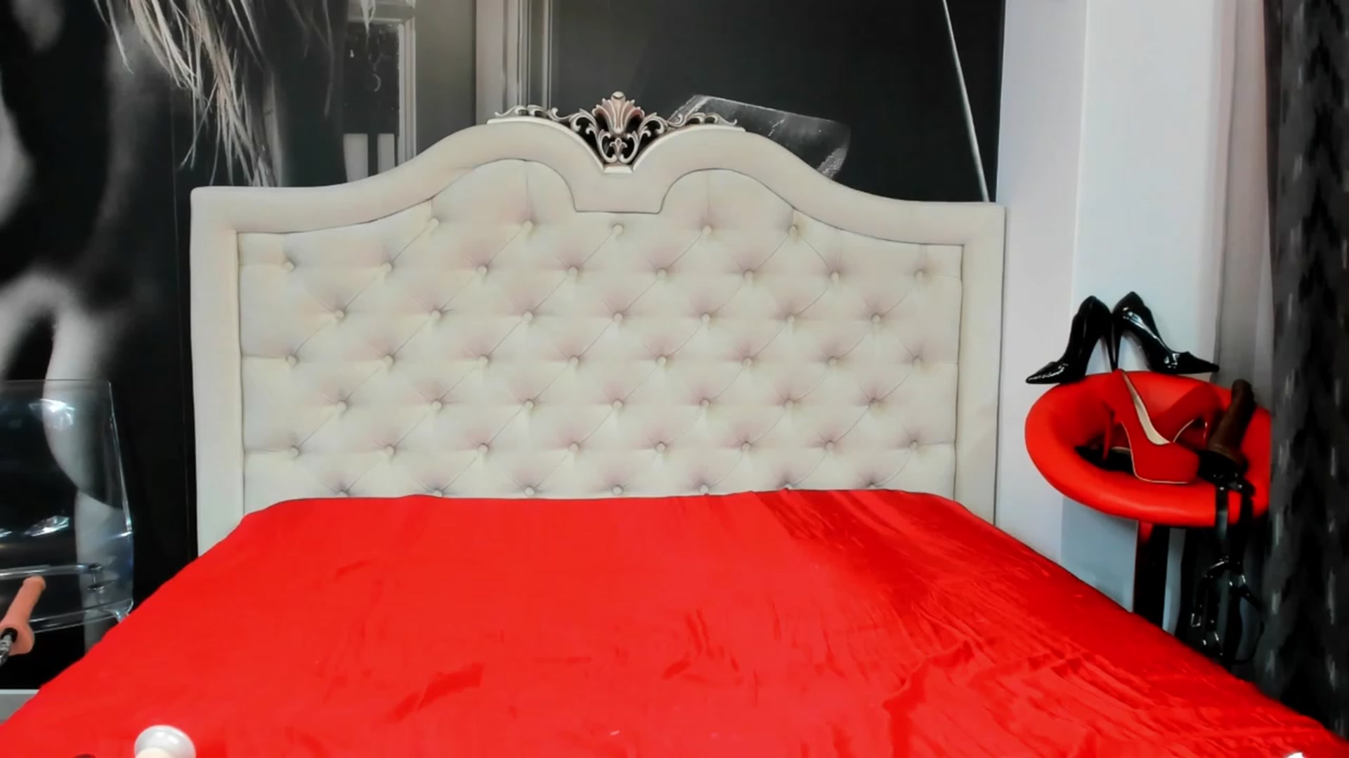 Gallery image thumbnail from Jennasweetass's myfreecams stream on, 11/04/2023, 03:50 image 7 of 20