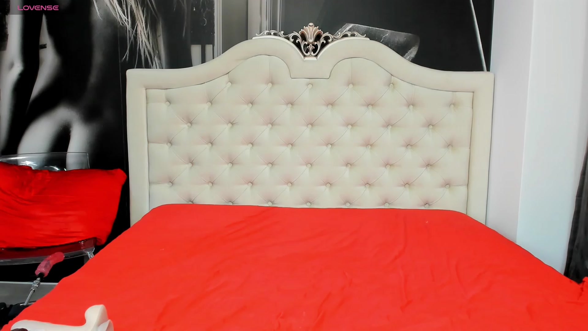 Gallery image thumbnail from Jennasweetass's myfreecams stream on, 12/29/2023, 05:42 image 12 of 20