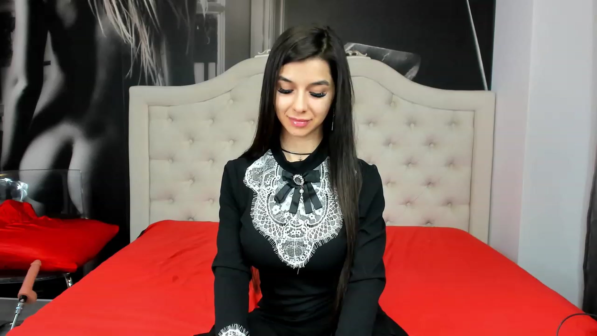 Gallery image thumbnail from Jennasweetass's myfreecams stream on, 12/31/2023, 06:44 image 16 of 20