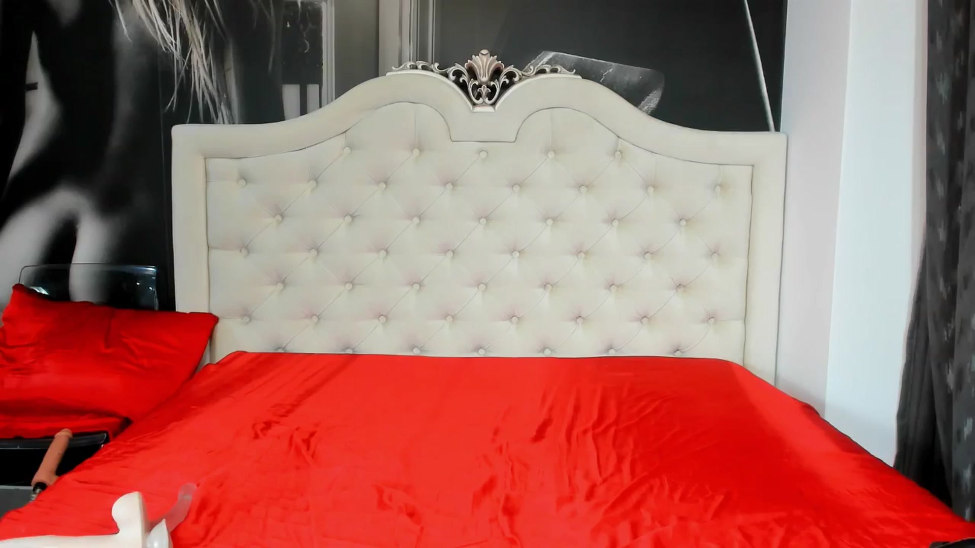 Gallery image thumbnail from Jennasweetass's myfreecams stream on, 05/03/2024, 09:12 image 5 of 20