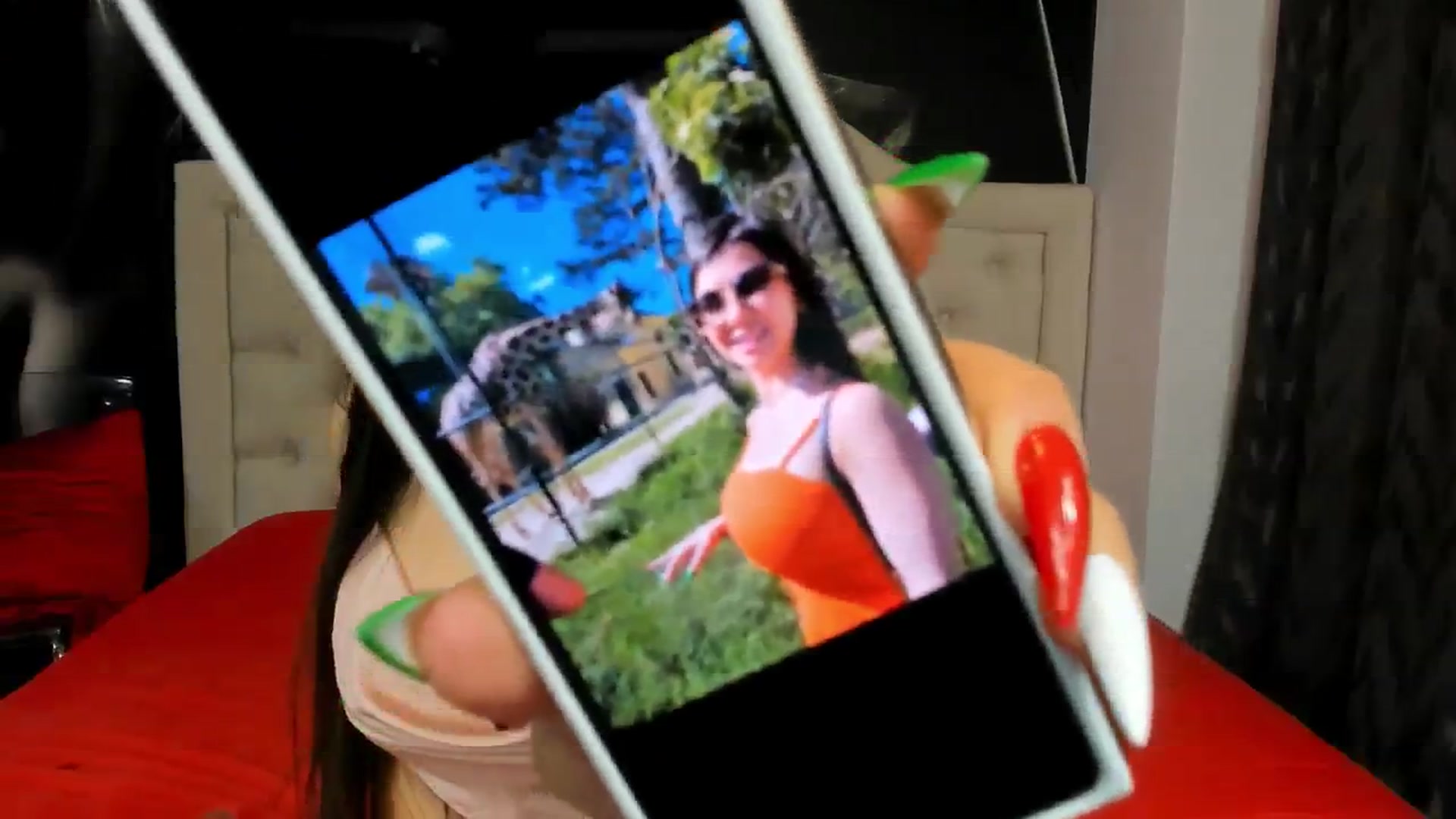 Gallery image thumbnail from Jennasweetass's myfreecams stream on, 05/23/2024, 21:14 image 18 of 20