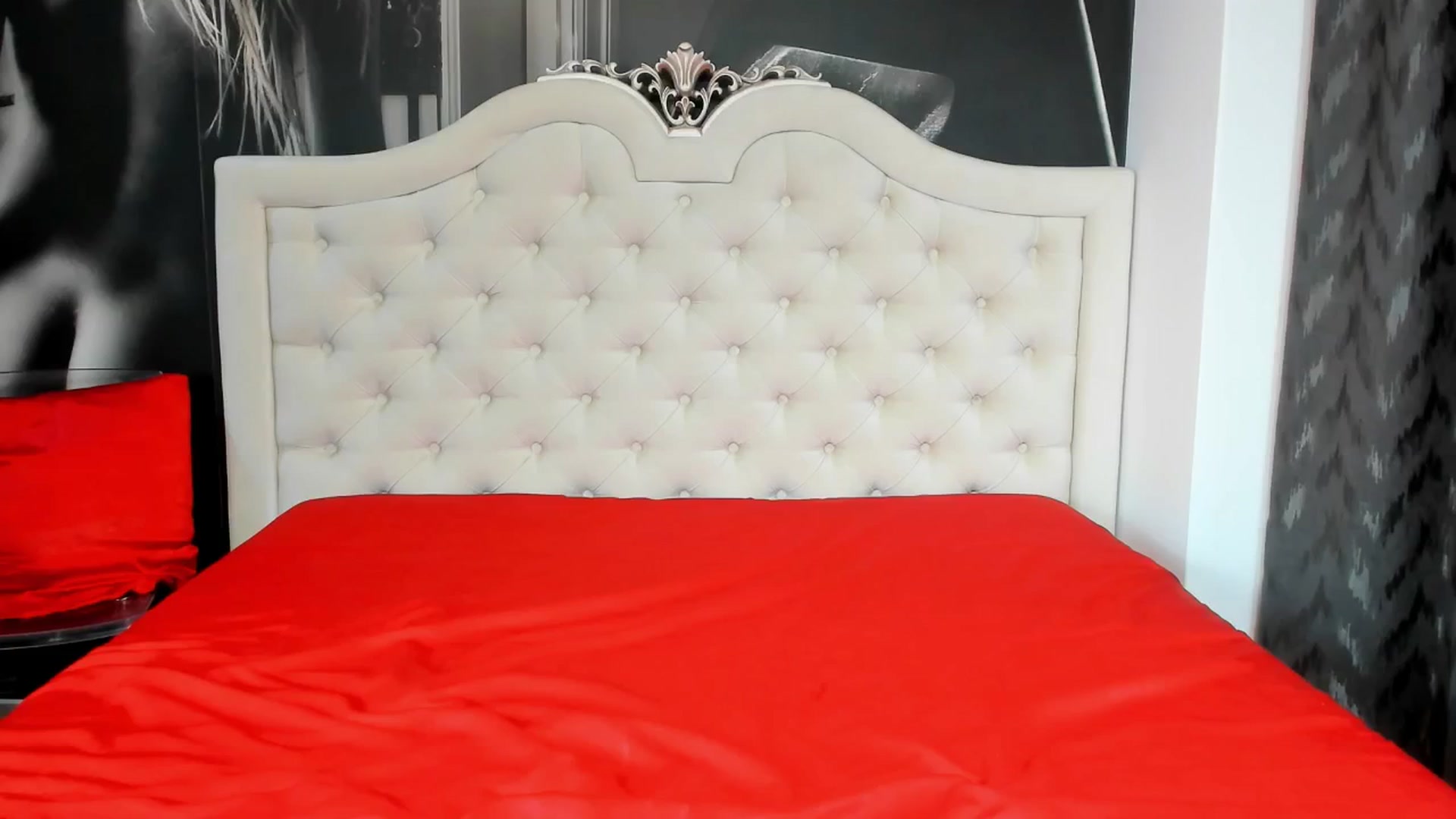Gallery image thumbnail from Jennasweetass's myfreecams stream on, 05/31/2024, 22:55 image 17 of 20