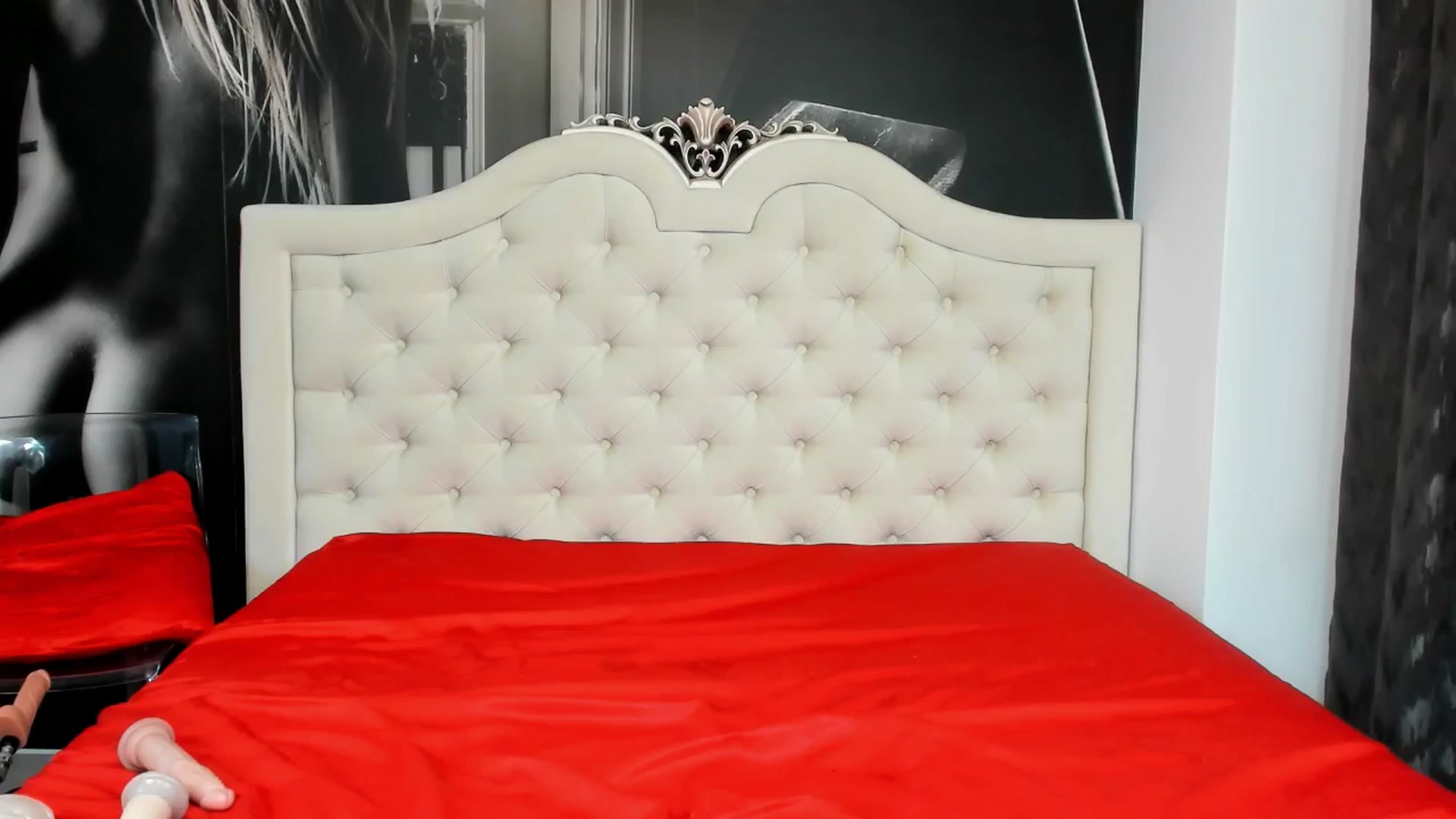 Gallery image thumbnail from Jennasweetass's myfreecams stream on, 06/22/2024, 05:58 image 3 of 20