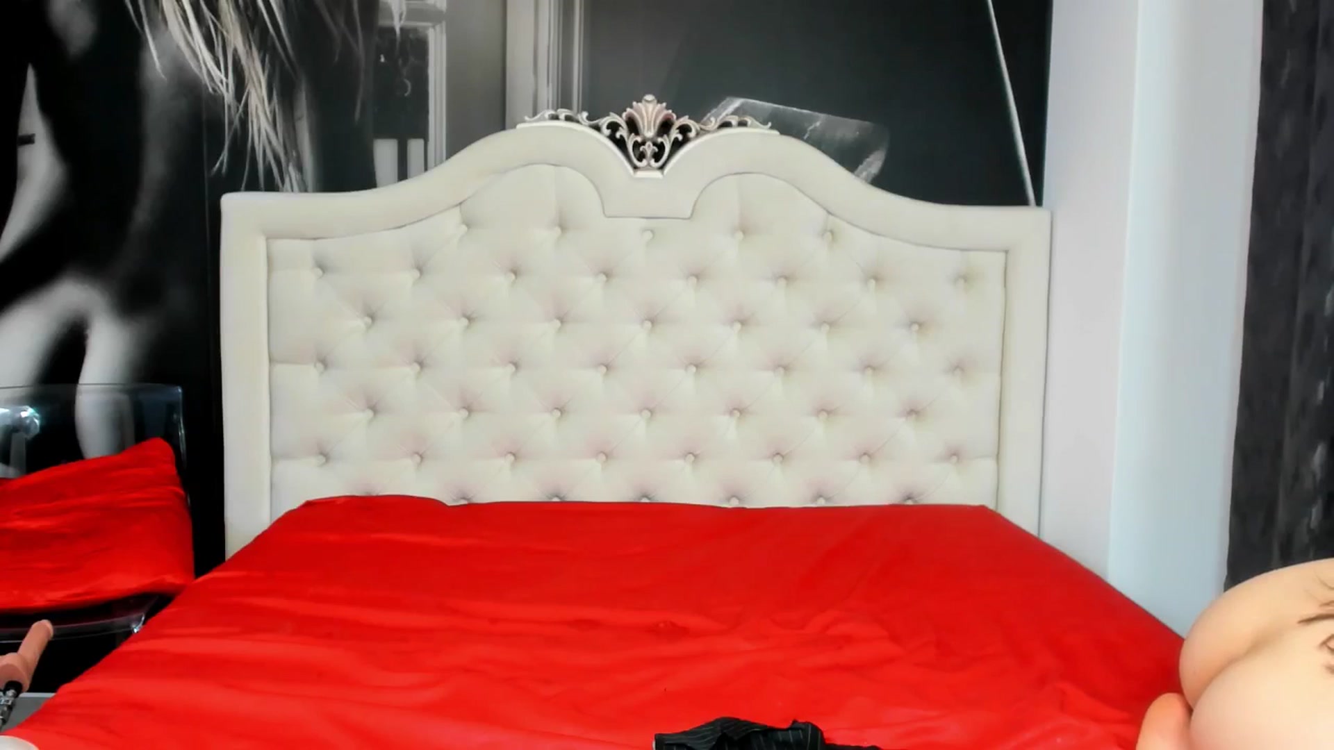 Gallery image thumbnail from Jennasweetass's myfreecams stream on, 06/22/2024, 06:33 image 14 of 20