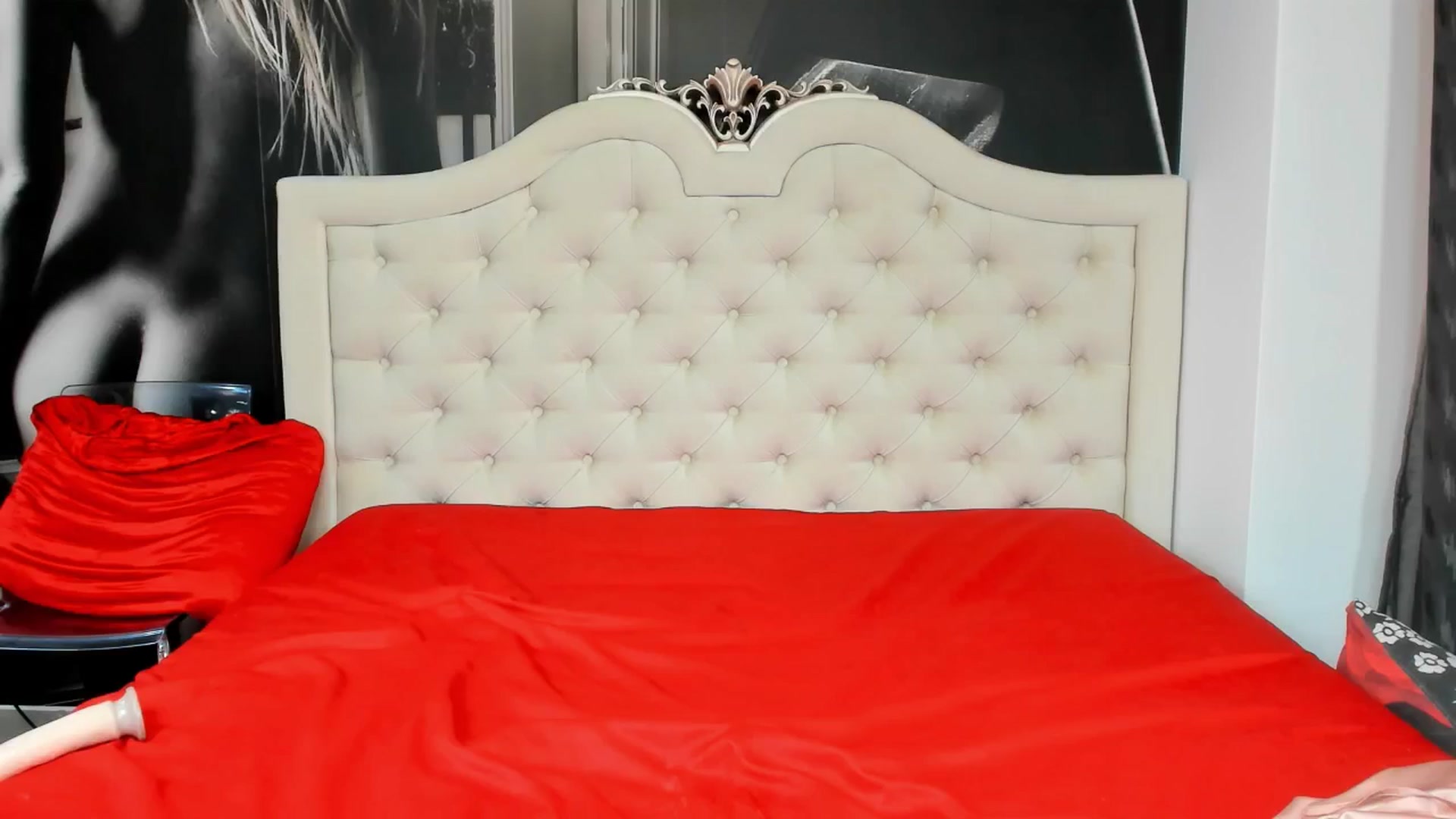 Gallery image thumbnail from Jennasweetass's myfreecams stream on, 07/03/2024, 01:20 image 9 of 20