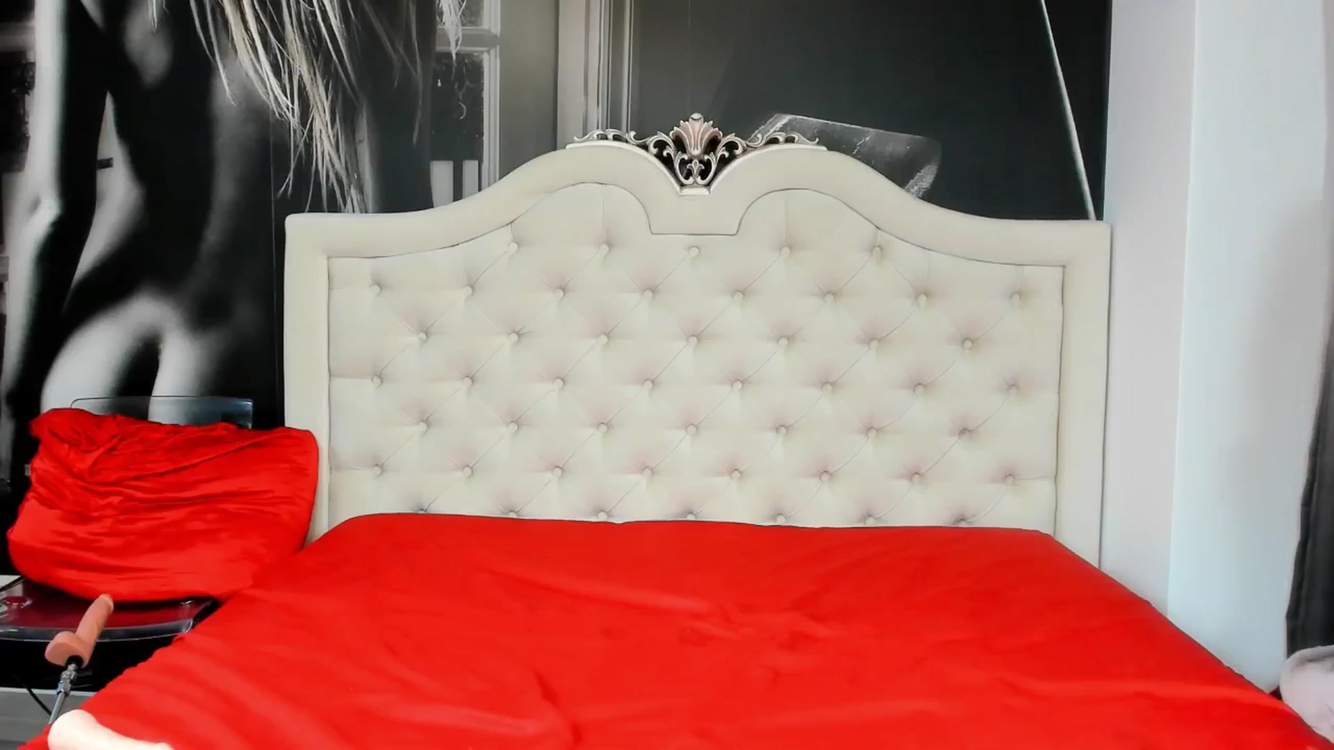 Gallery image thumbnail from Jennasweetass's myfreecams stream on, 07/04/2024, 24:08 image 10 of 20
