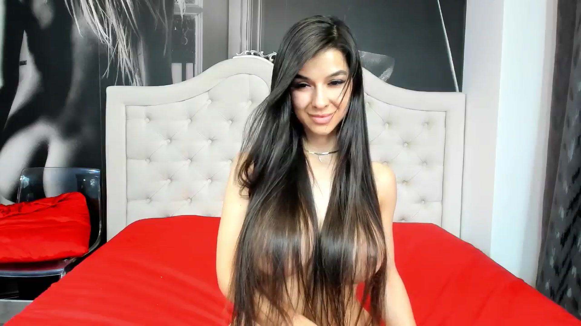 Gallery image thumbnail from Jennasweetass's myfreecams stream on, 07/06/2024, 24:17 image 16 of 20