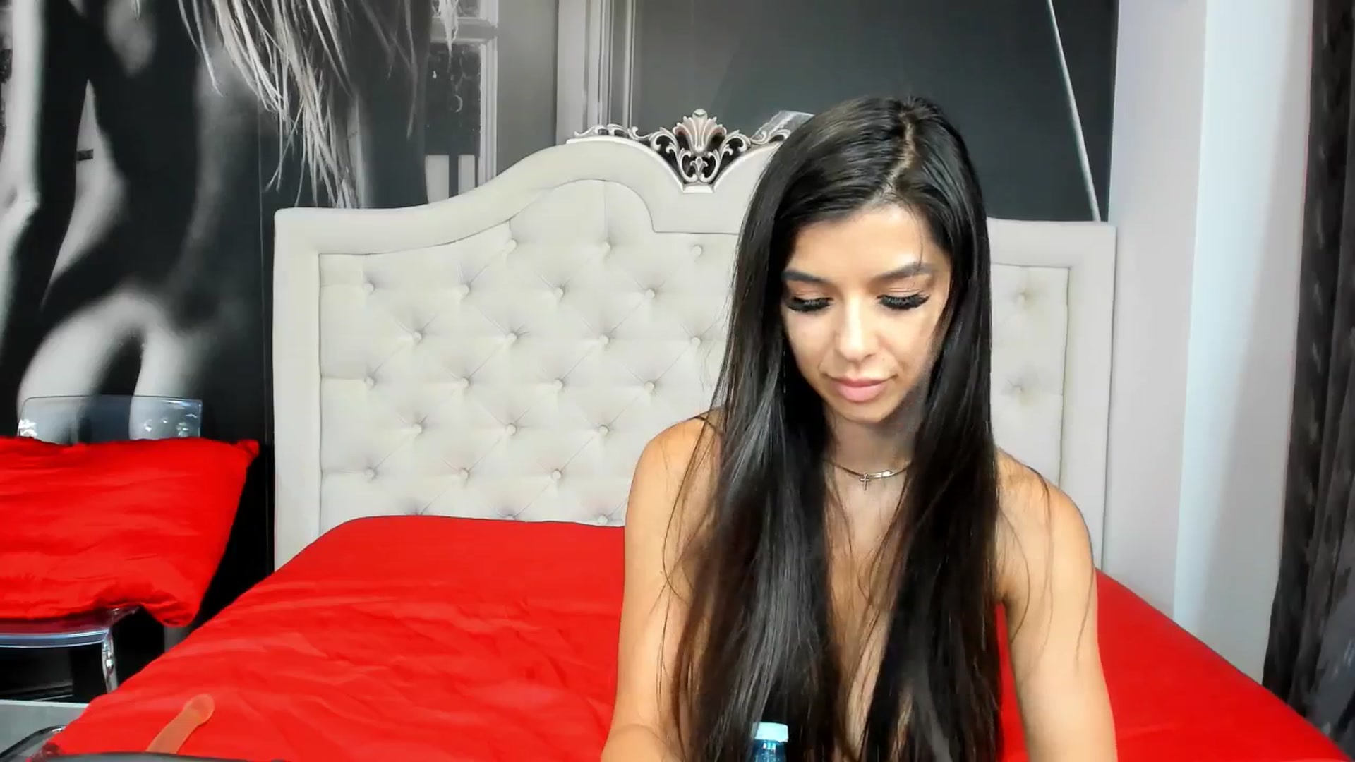 Gallery image thumbnail from Jennasweetass's myfreecams stream on, 08/29/2024, 22:37 image 13 of 20