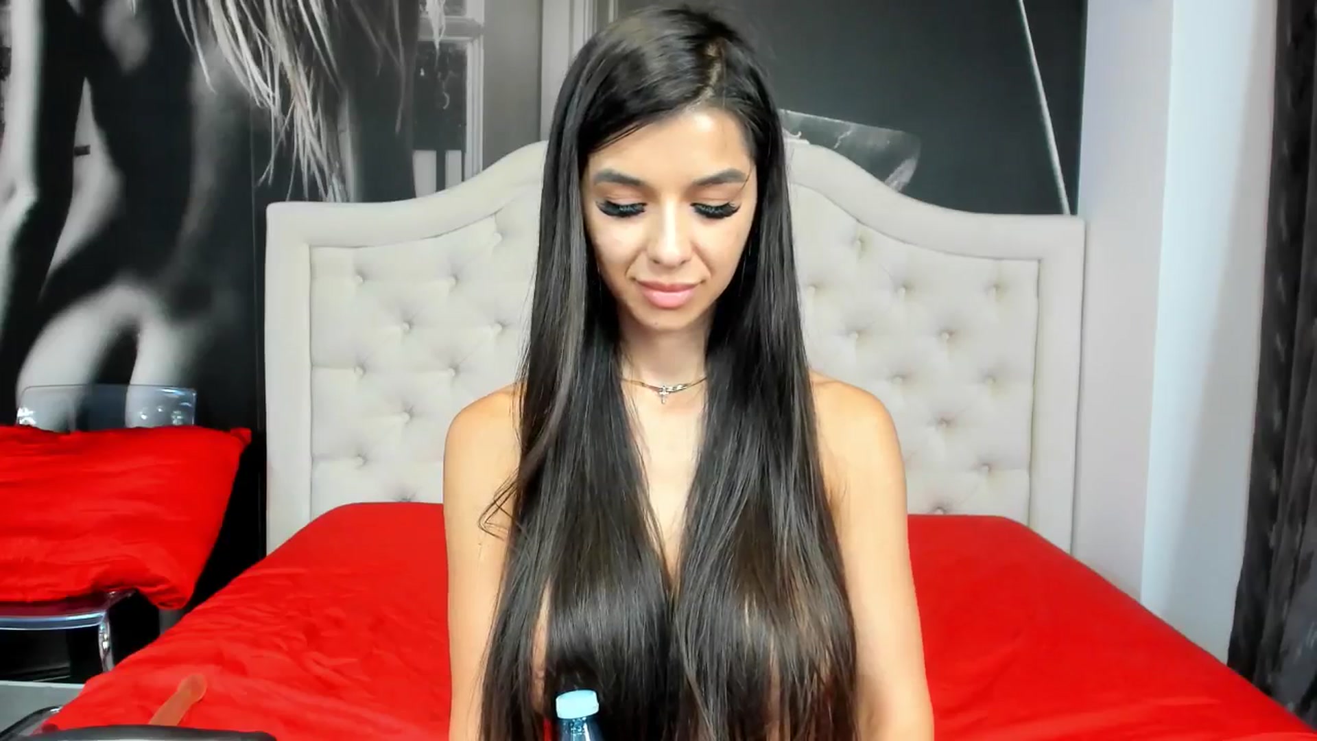 Gallery image thumbnail from Jennasweetass's myfreecams stream on, 08/29/2024, 22:37 image 2 of 20