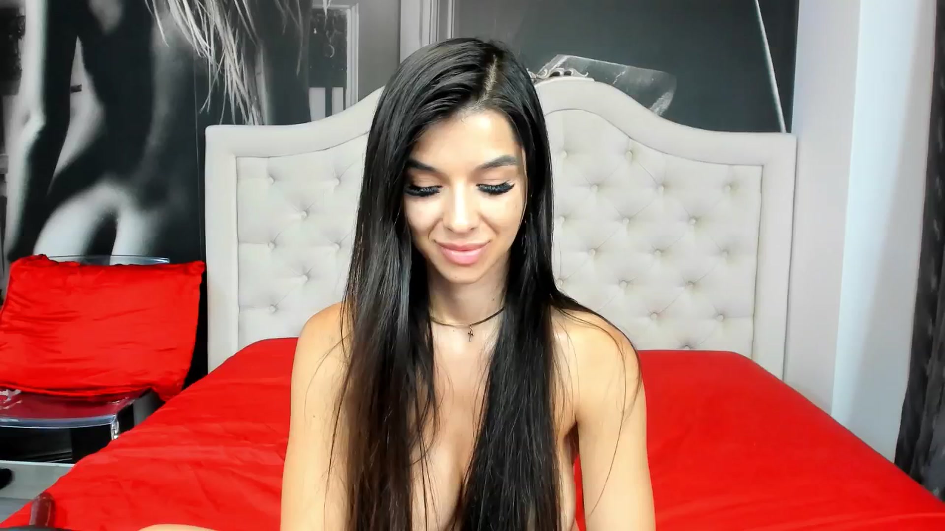 Gallery image thumbnail from Jennasweetass's myfreecams stream on, 08/30/2024, 24:51 image 17 of 20