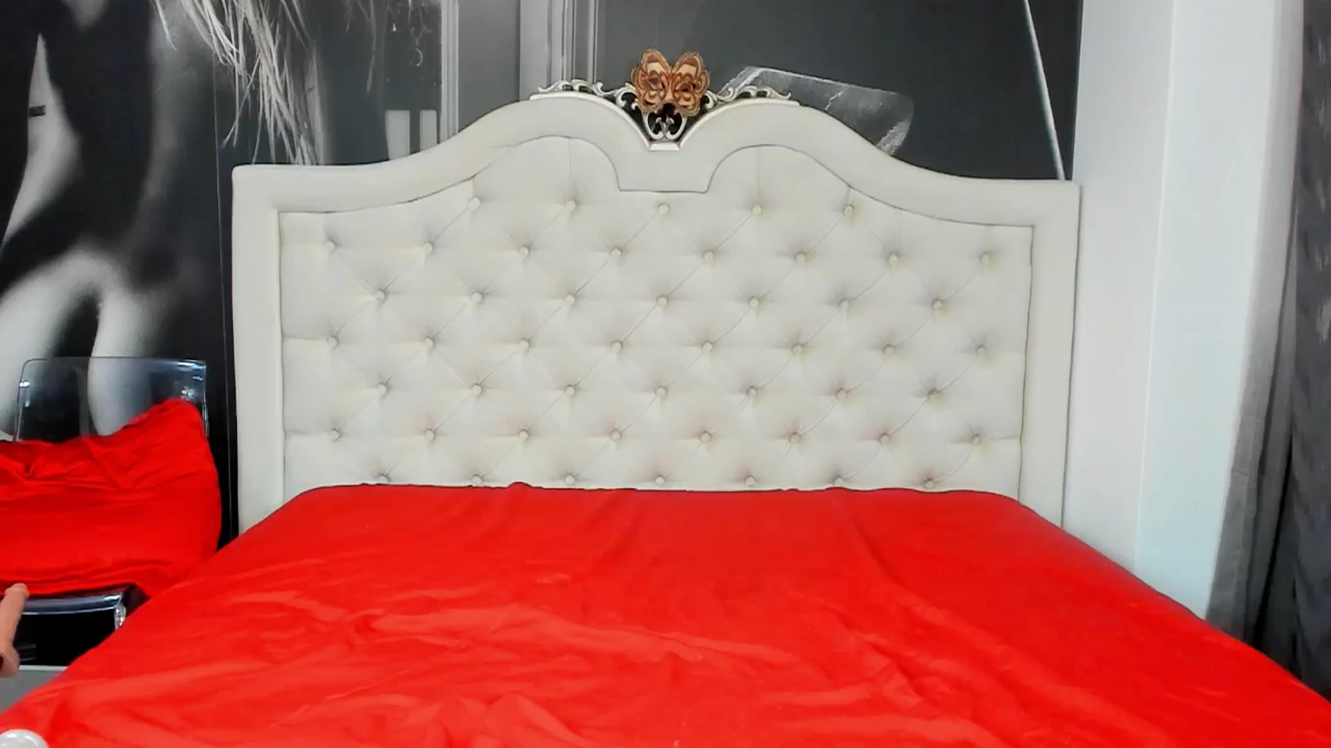Gallery image thumbnail from Jennasweetass's myfreecams stream on, 11/10/2024, 02:07 image 16 of 20