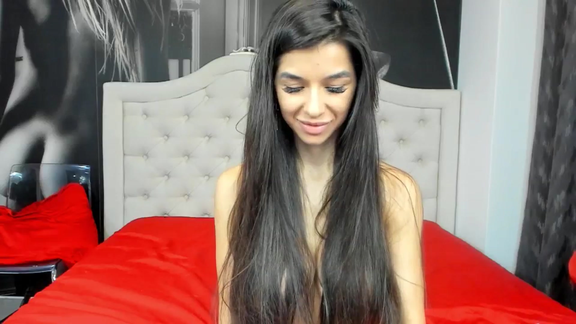 Gallery image thumbnail from Jennasweetass's myfreecams stream on, 11/22/2024, 02:25 image 16 of 20