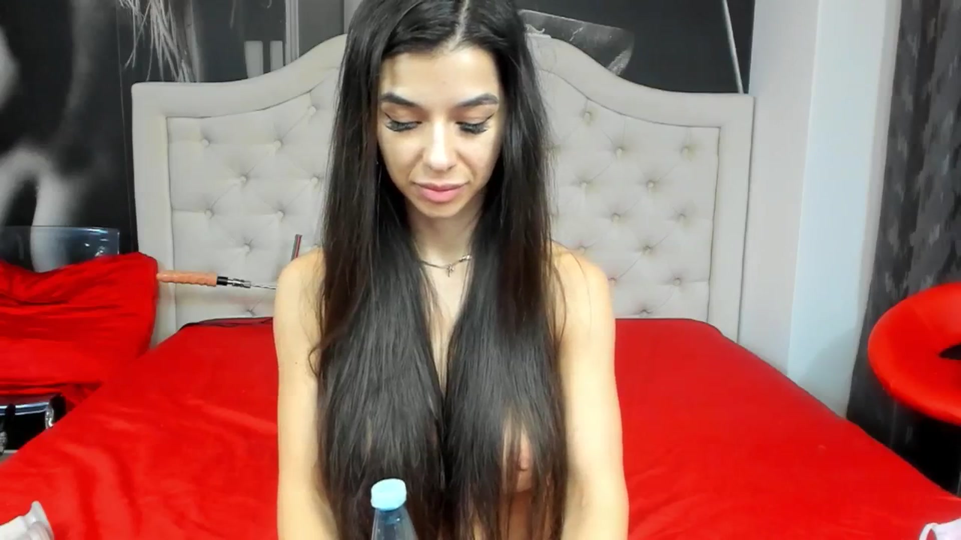 Gallery image thumbnail from Jennasweetass's myfreecams stream on, 11/27/2024, 01:38 image 19 of 20