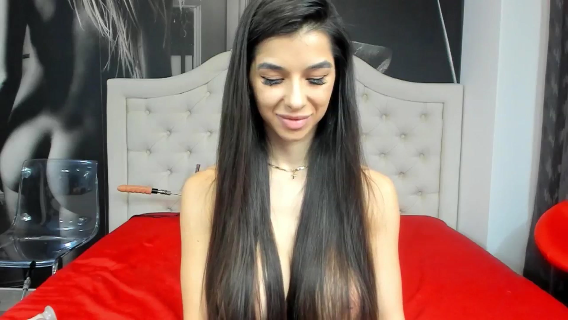 Gallery image thumbnail from Jennasweetass's myfreecams stream on, 11/27/2024, 04:17 image 17 of 20