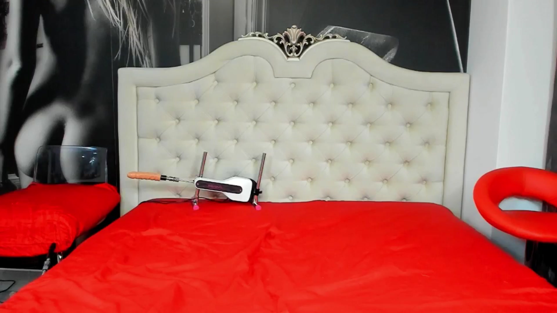 Gallery image thumbnail from Jennasweetass's myfreecams stream on, 12/01/2024, 24:26 image 3 of 20
