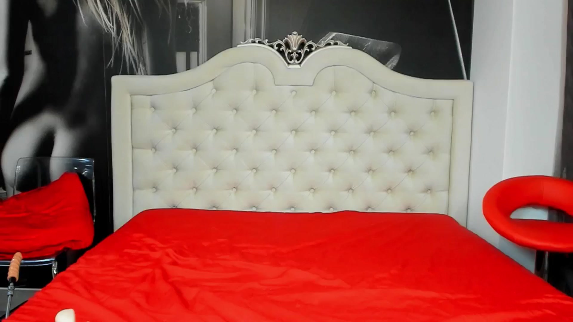Gallery image thumbnail from Jennasweetass's myfreecams stream on, 12/15/2024, 03:35 image 15 of 20