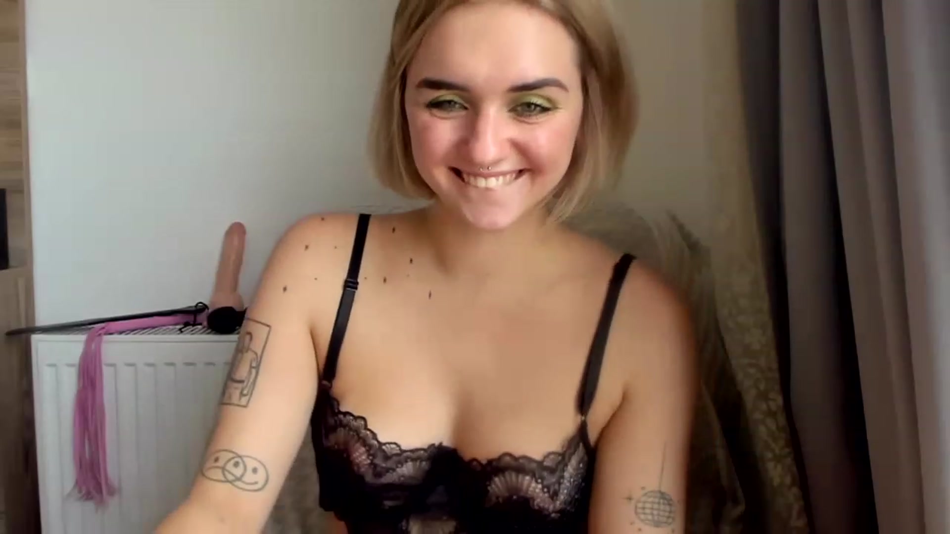 Gallery image thumbnail from JenniJill's myfreecams stream on, 04/23/2023, 10:20 image 2 of 20