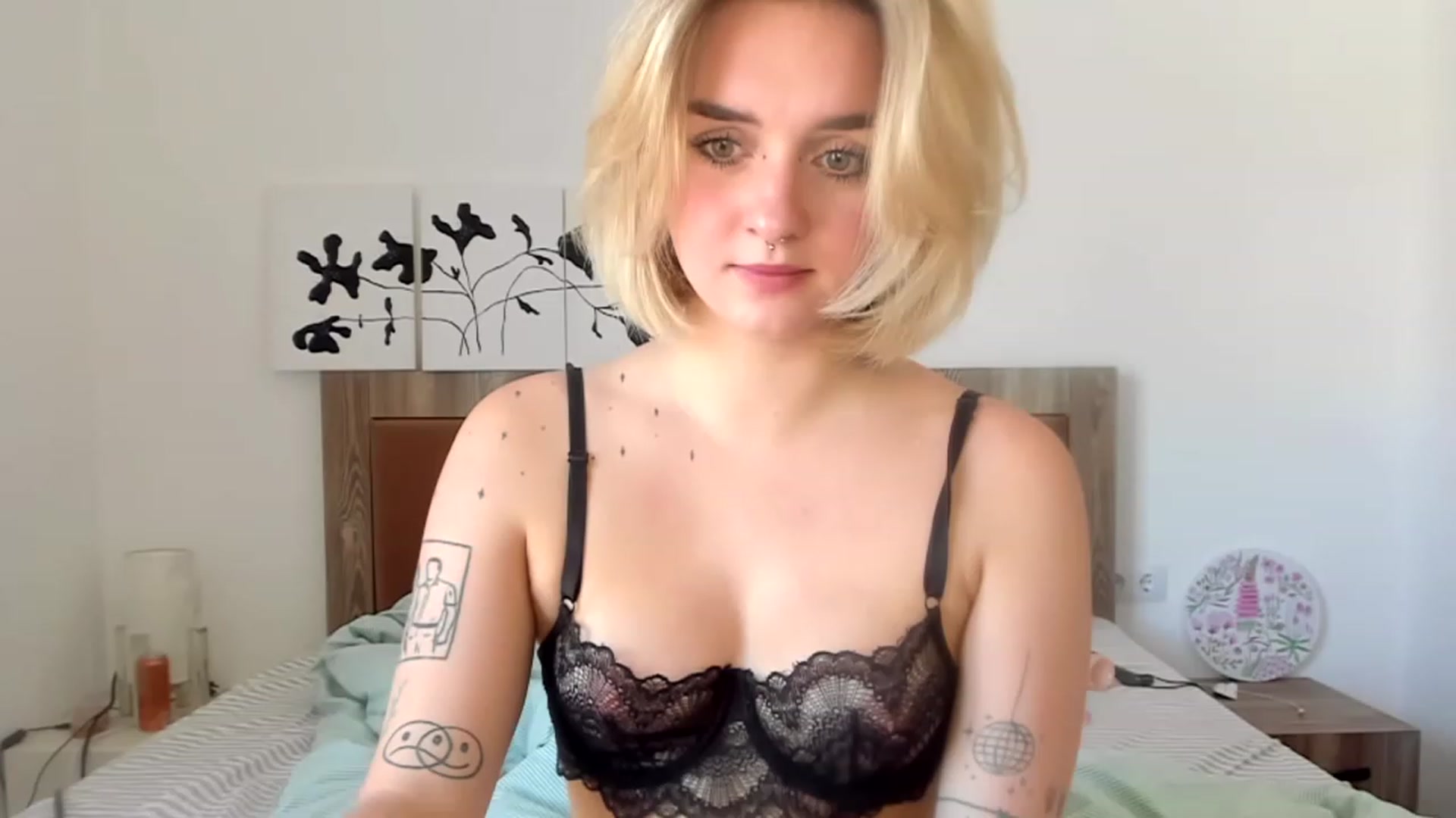 Gallery image thumbnail from JenniJill's myfreecams stream on, 05/30/2023, 10:35 image 17 of 20