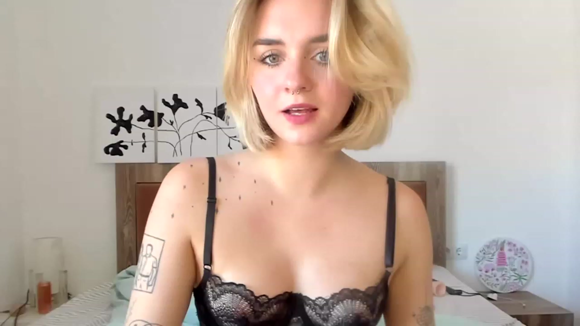 Gallery image thumbnail from JenniJill's myfreecams stream on, 05/30/2023, 10:35 image 4 of 20
