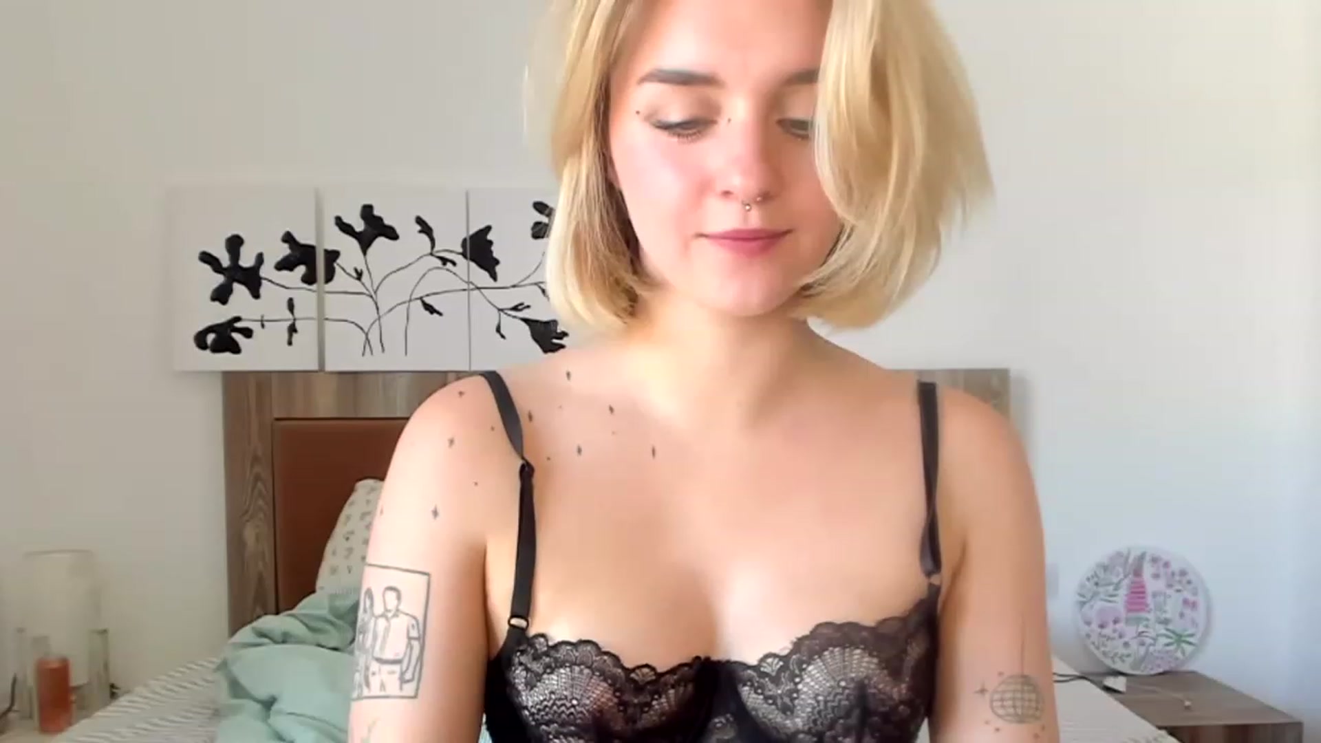 Gallery image thumbnail from JenniJill's myfreecams stream on, 05/30/2023, 12:07 image 14 of 20