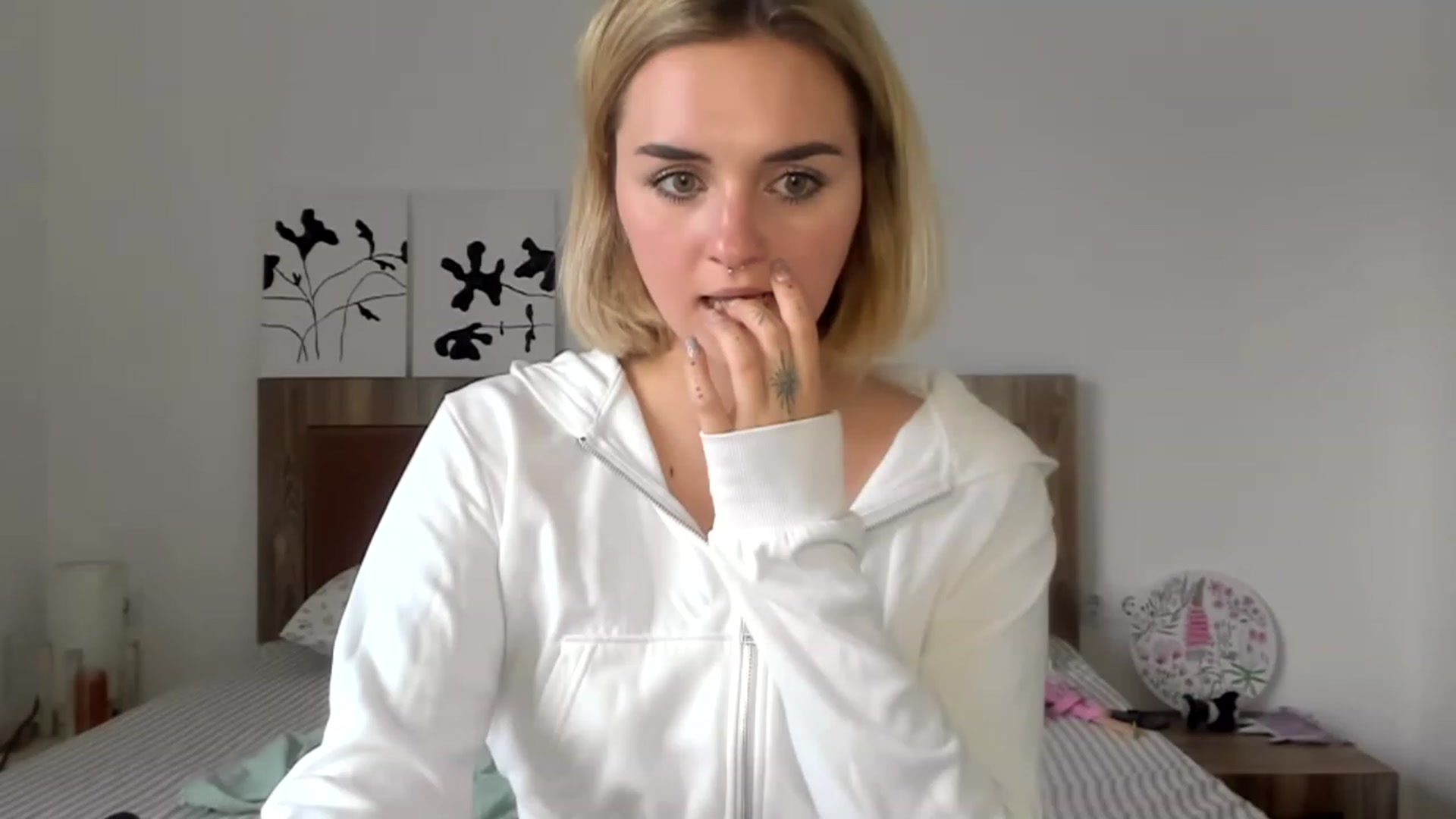 Gallery image thumbnail from JenniJill's myfreecams stream on, 06/09/2023, 15:01 image 20 of 20