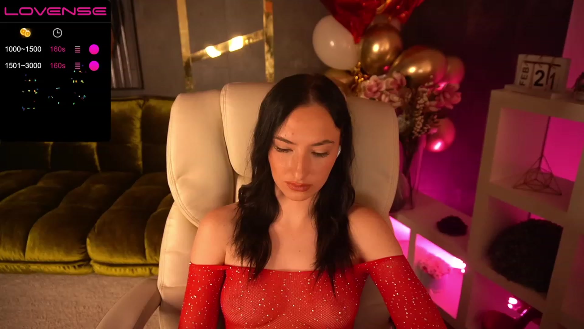 Gallery image thumbnail from JennieLove's myfreecams stream on, 02/21/2024, 12:23 image 5 of 20