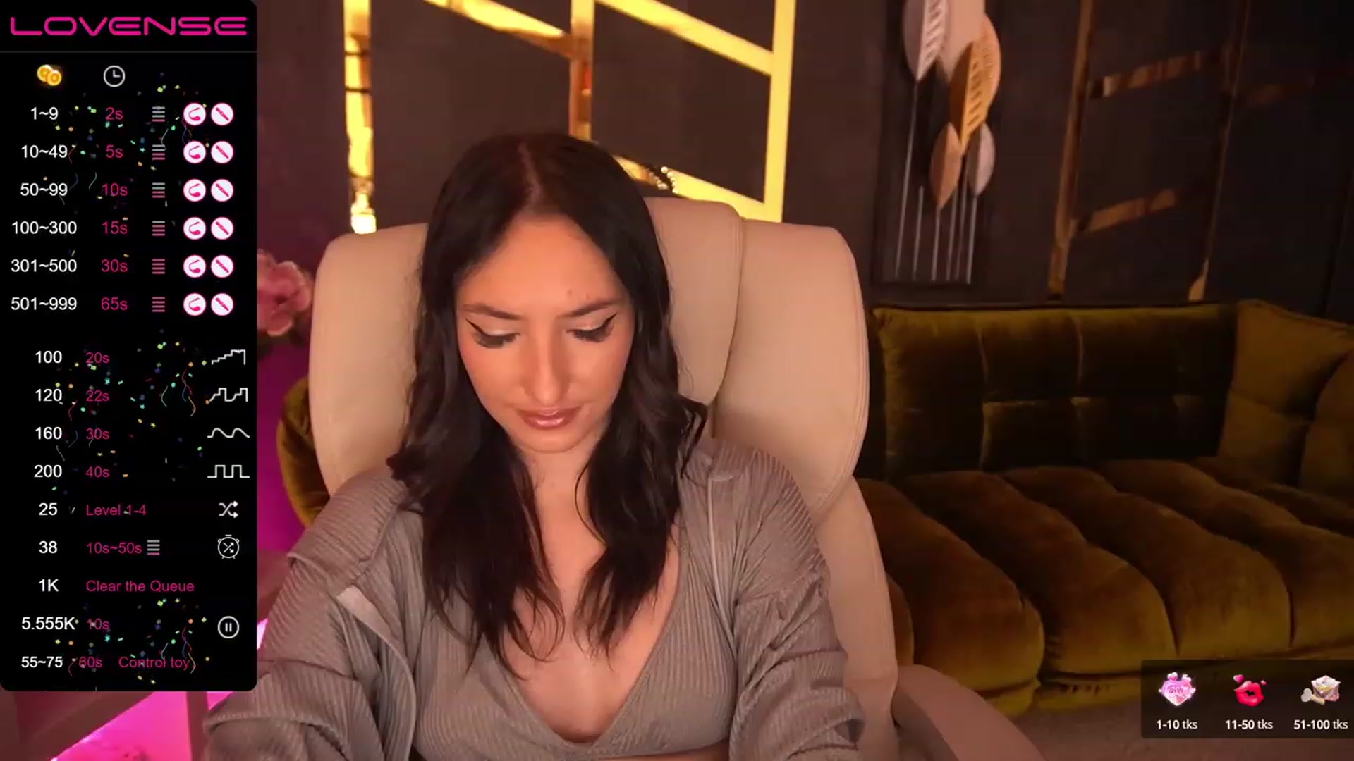 Gallery image thumbnail from JennieLove's myfreecams stream on, 03/11/2024, 11:45 image 16 of 20