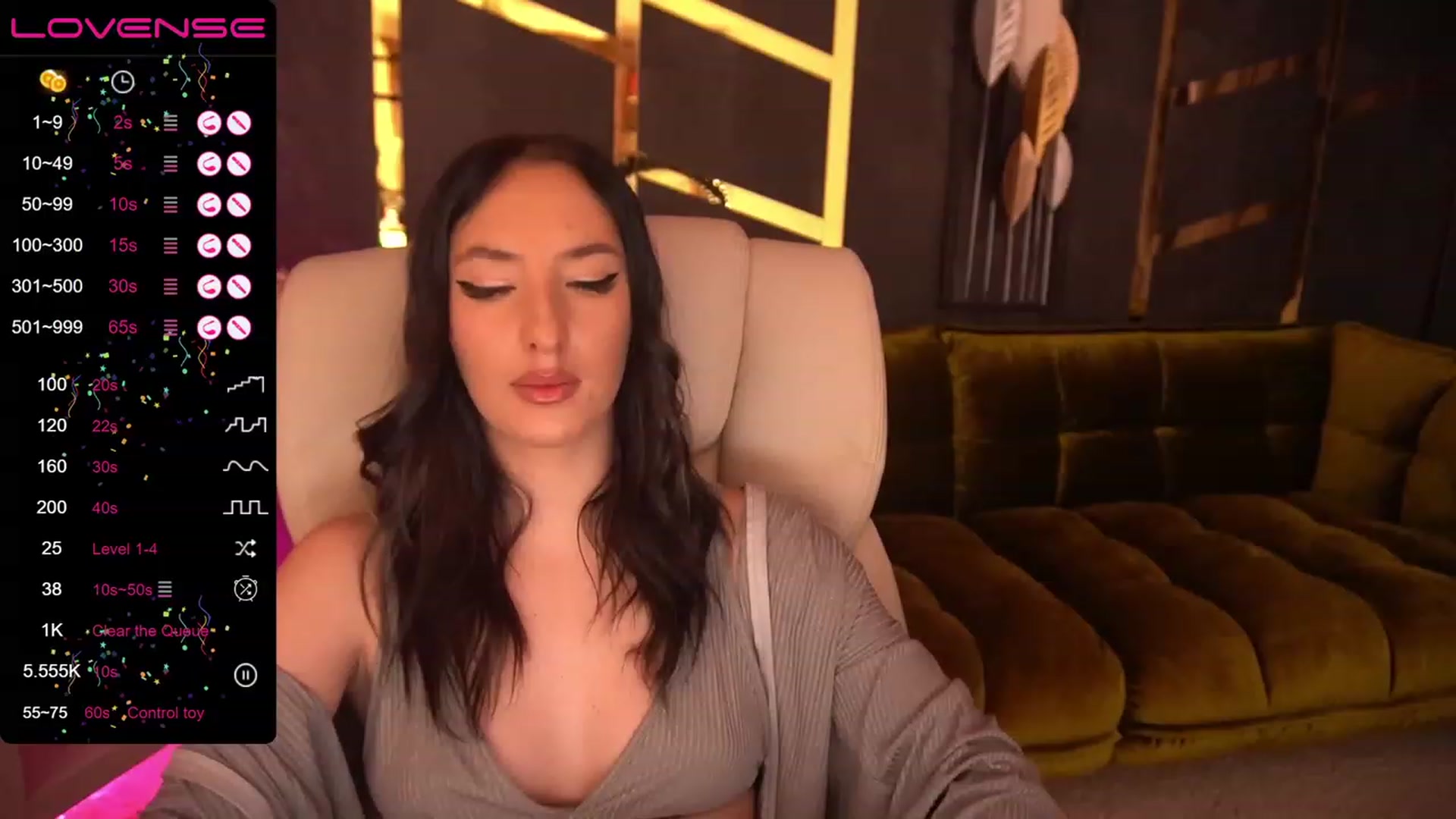 Gallery image thumbnail from JennieLove's myfreecams stream on, 03/11/2024, 11:45 image 1 of 20