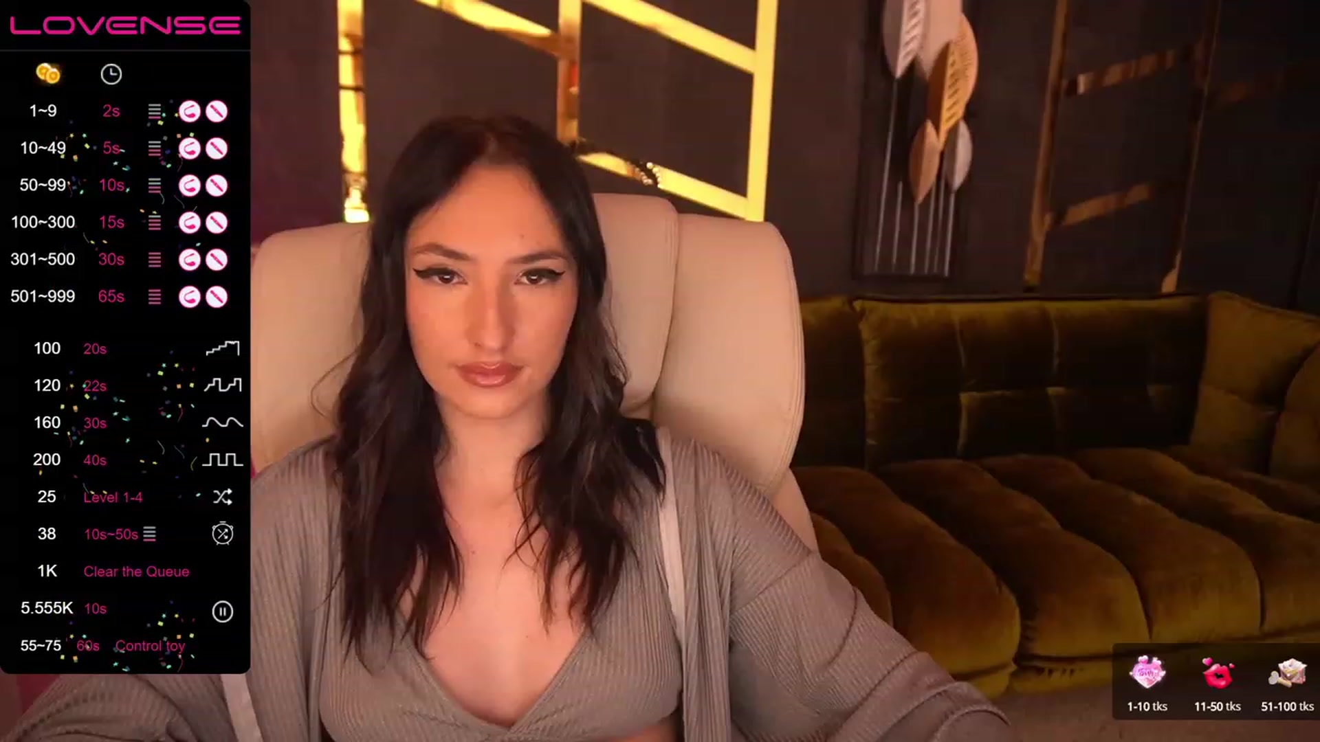 Gallery image thumbnail from JennieLove's myfreecams stream on, 03/11/2024, 11:45 image 5 of 20