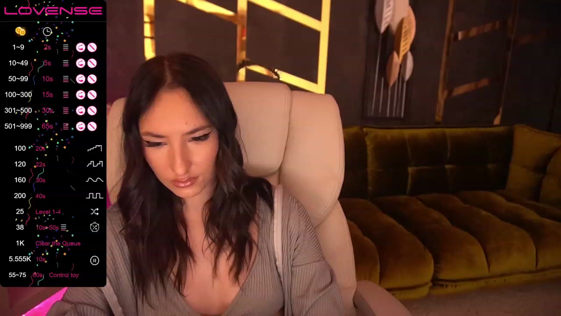 Gallery image thumbnail from JennieLove's myfreecams stream on, 03/11/2024, 11:45 image 8 of 20