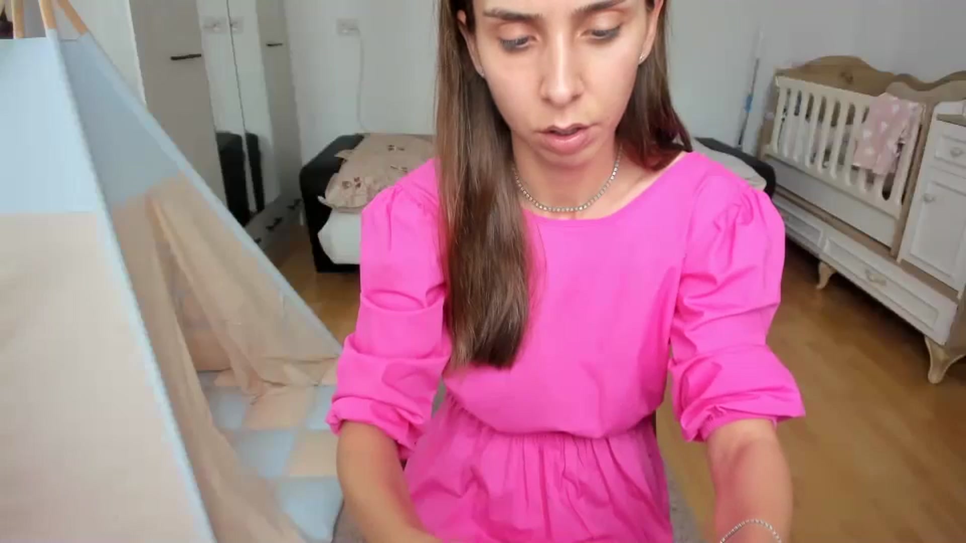 Gallery image thumbnail from JenniferBuril's myfreecams stream on, 06/12/2024, 09:59 image 4 of 20