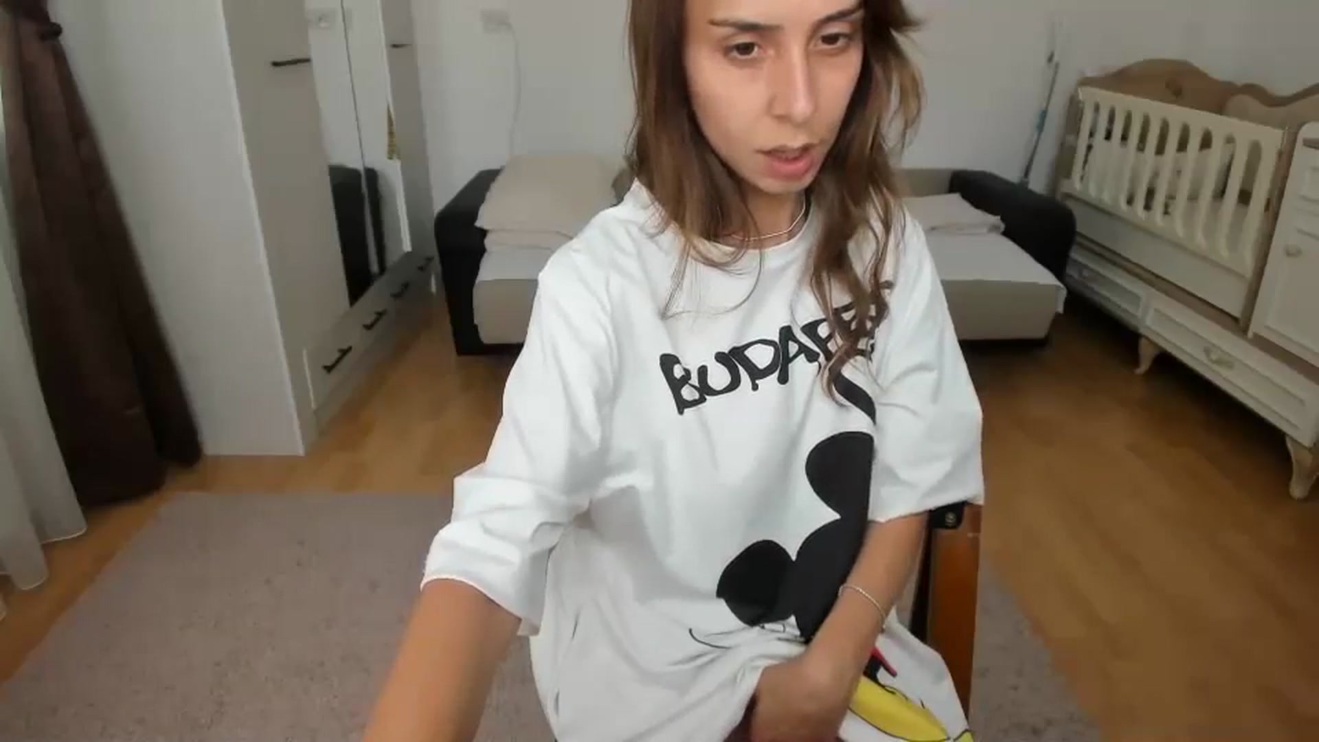 Gallery image thumbnail from JenniferBuril's myfreecams stream on, 06/20/2024, 09:41 image 14 of 20