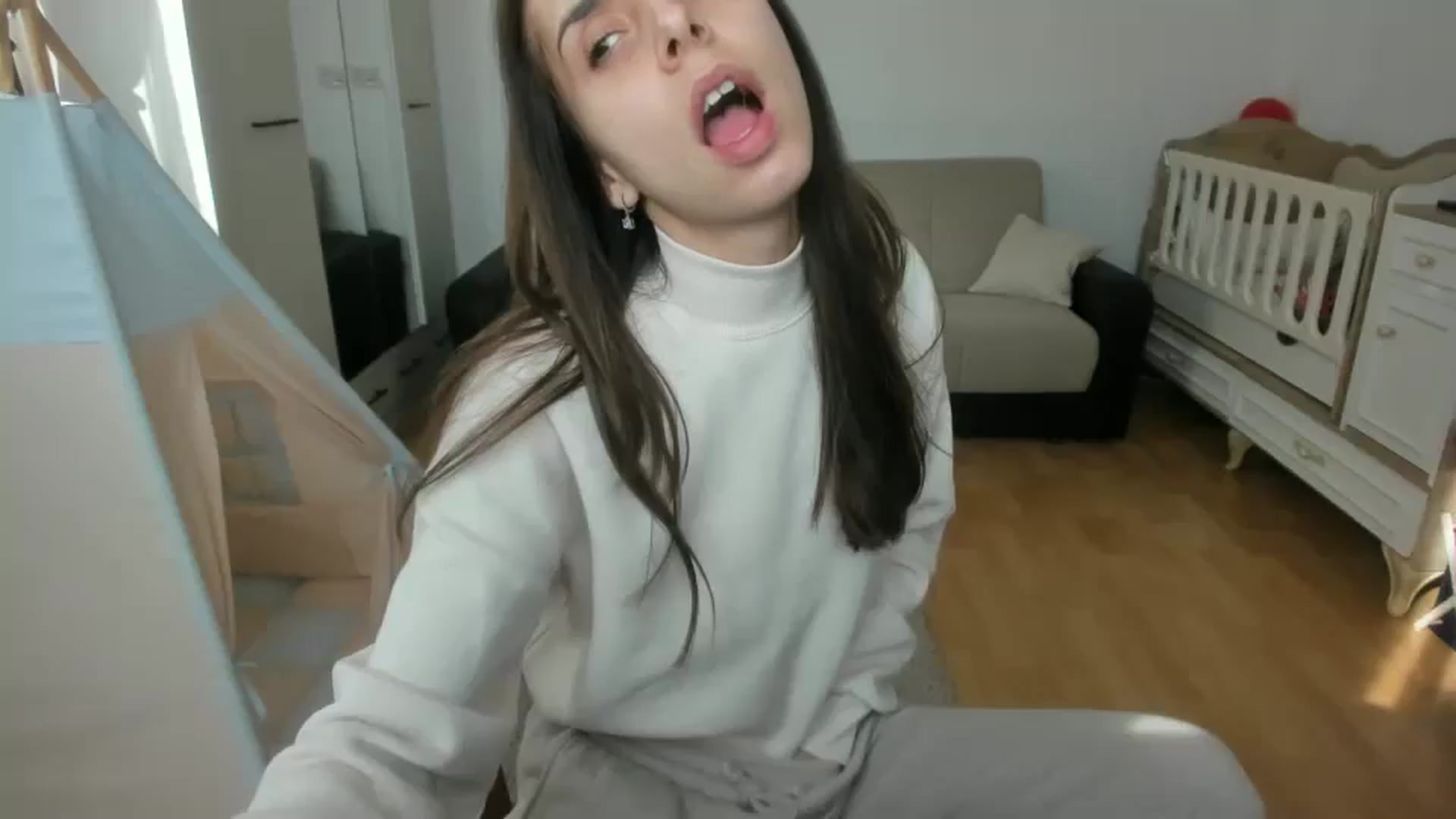 Gallery image thumbnail from JenniferBuril's myfreecams stream on, 02/23/2025, 12:55 image 7 of 20