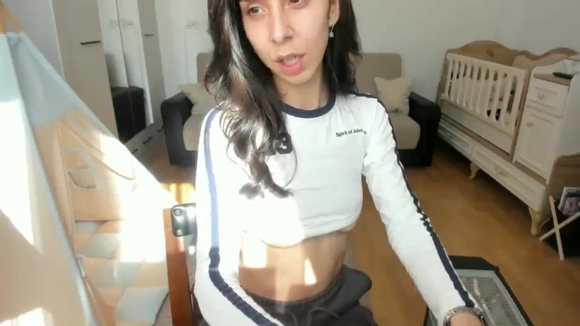 Gallery image thumbnail from JenniferBuril's myfreecams stream on, 03/05/2025, 09:26 image 4 of 20