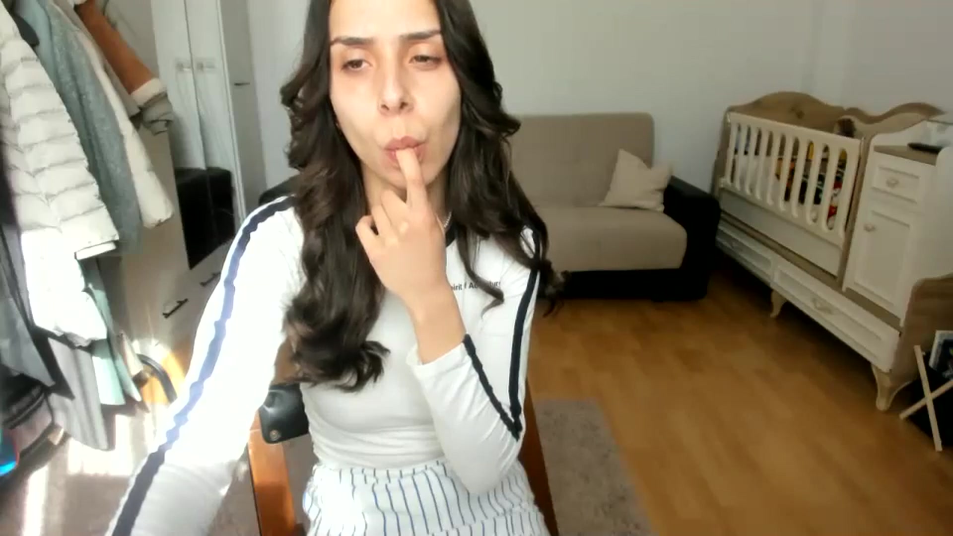 Gallery image thumbnail from JenniferBuril's myfreecams stream on, 03/13/2025, 08:44 image 7 of 20