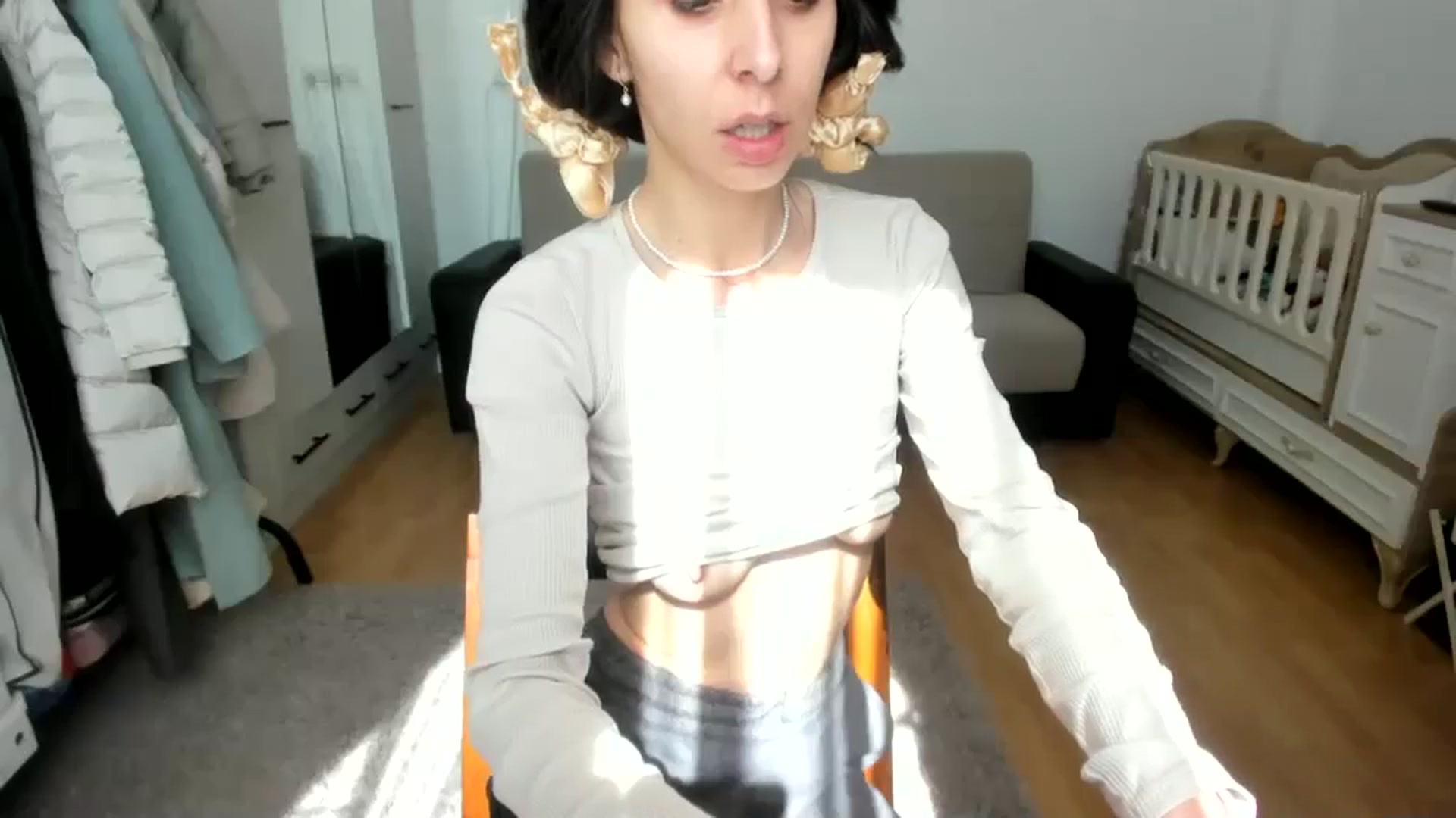 Gallery image thumbnail from JenniferBuril's myfreecams stream on, 03/19/2025, 10:49 image 11 of 20