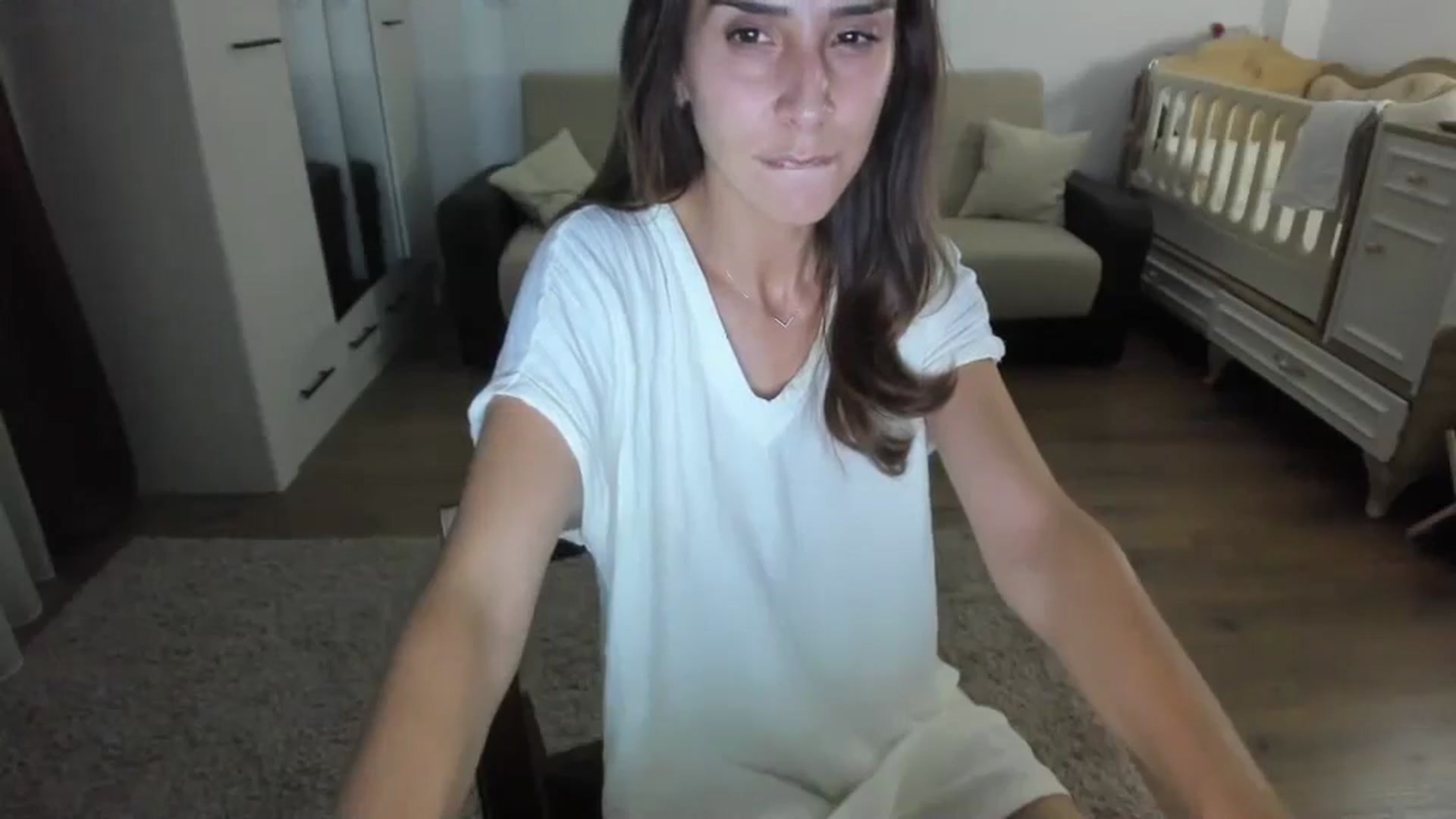 Gallery image thumbnail from JenniferBuril's myfreecams stream on, 08/20/2025, 21:12 image 19 of 20