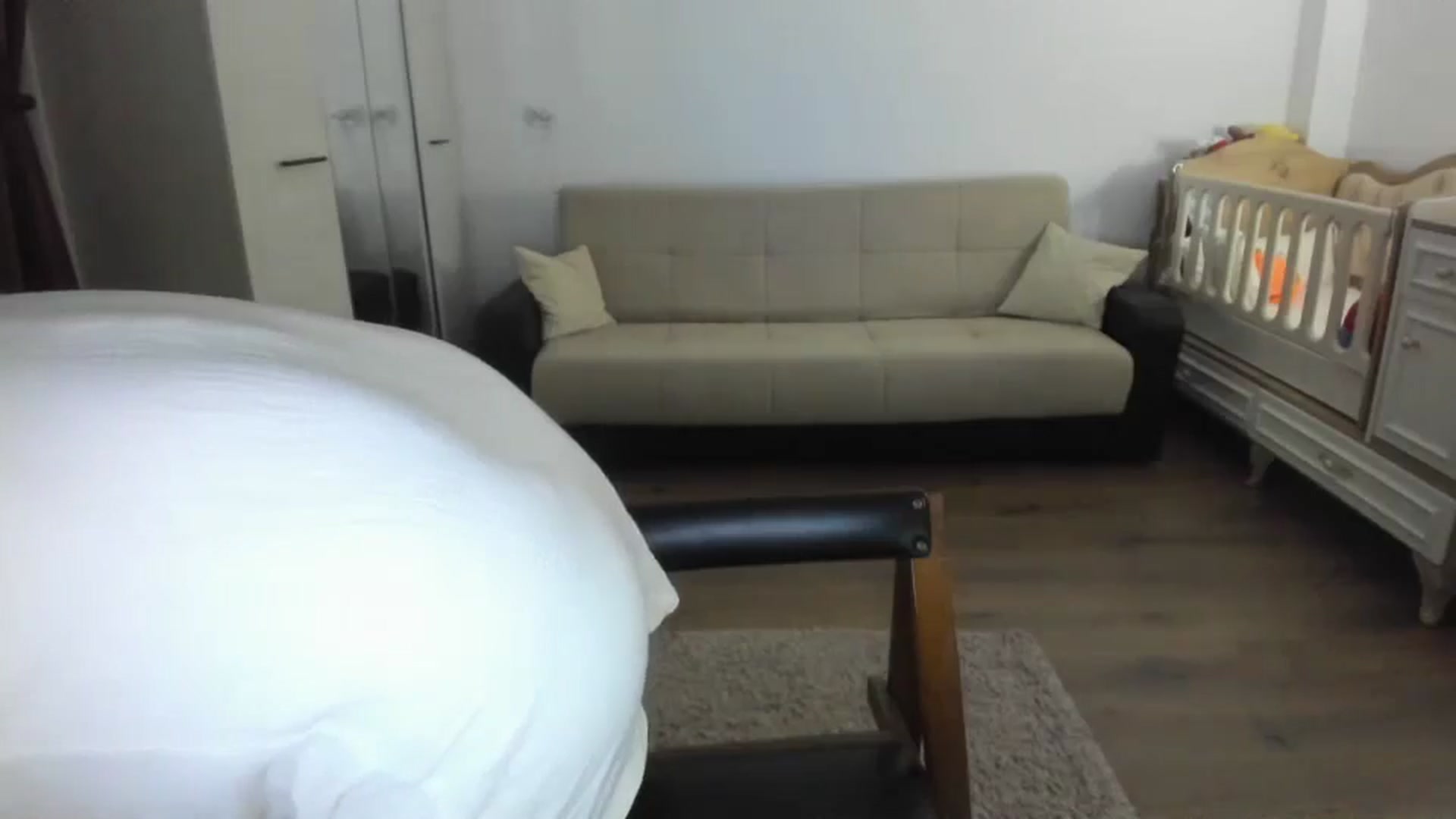 Gallery image thumbnail from JenniferBuril's myfreecams stream on, 09/01/2025, 23:36 image 20 of 20