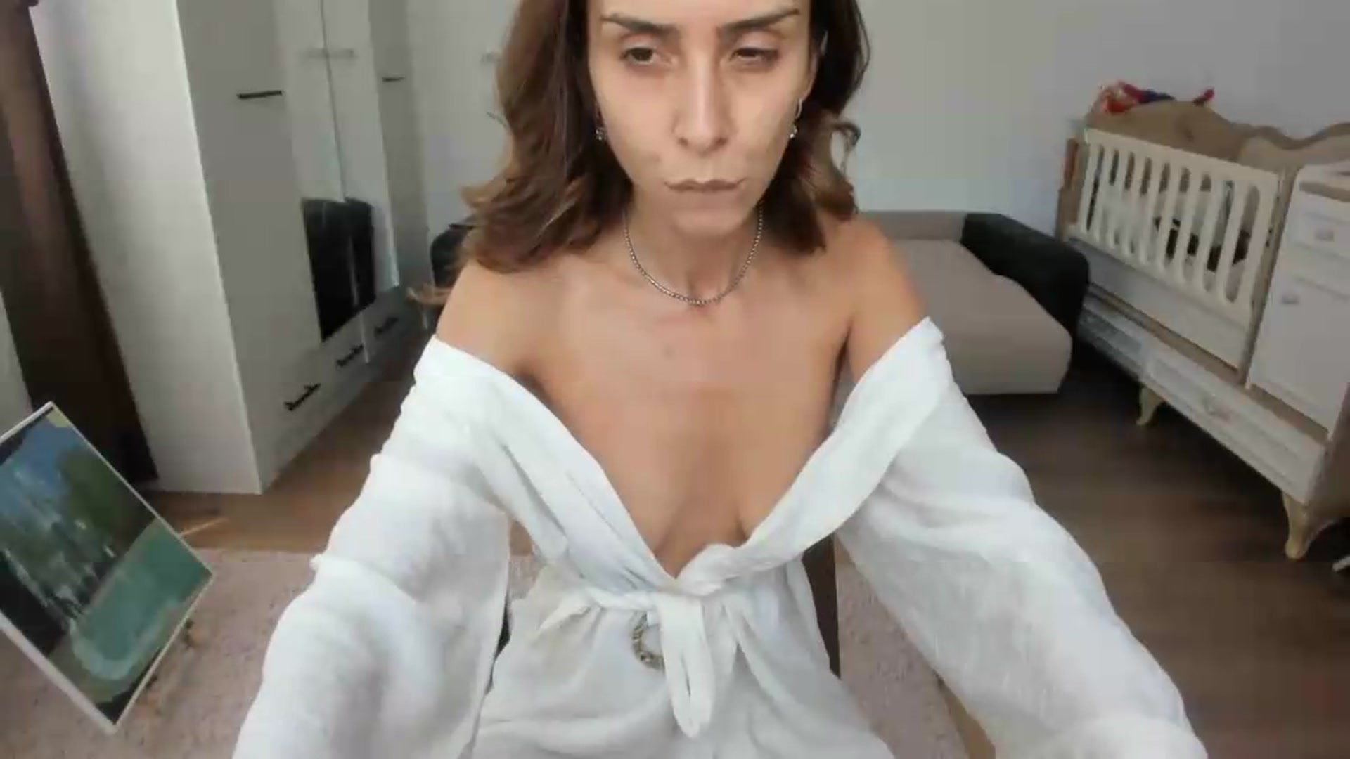 Gallery image thumbnail from JenniferBuril's myfreecams stream on, 08/07/2026, 12:23 image 9 of 20