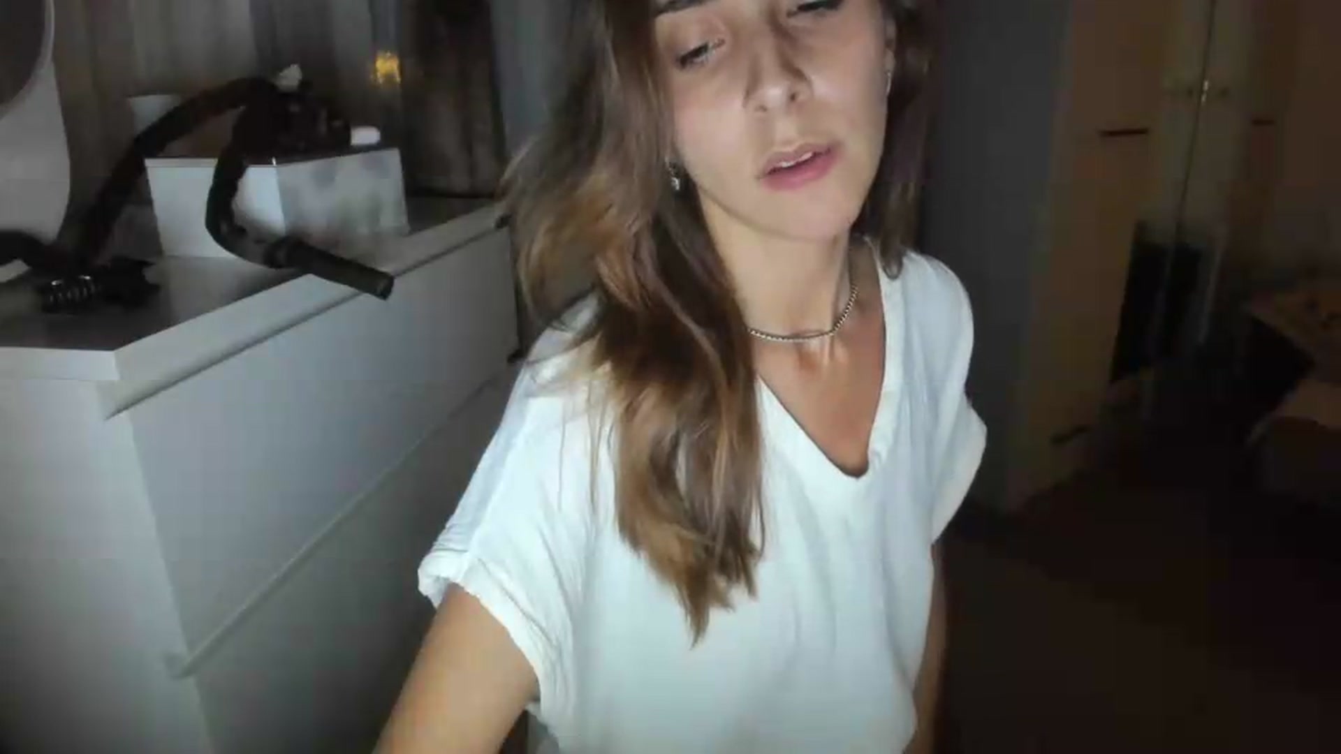 Gallery image thumbnail from JenniferBuril's myfreecams stream on, 08/14/2026, 23:29 image 6 of 20