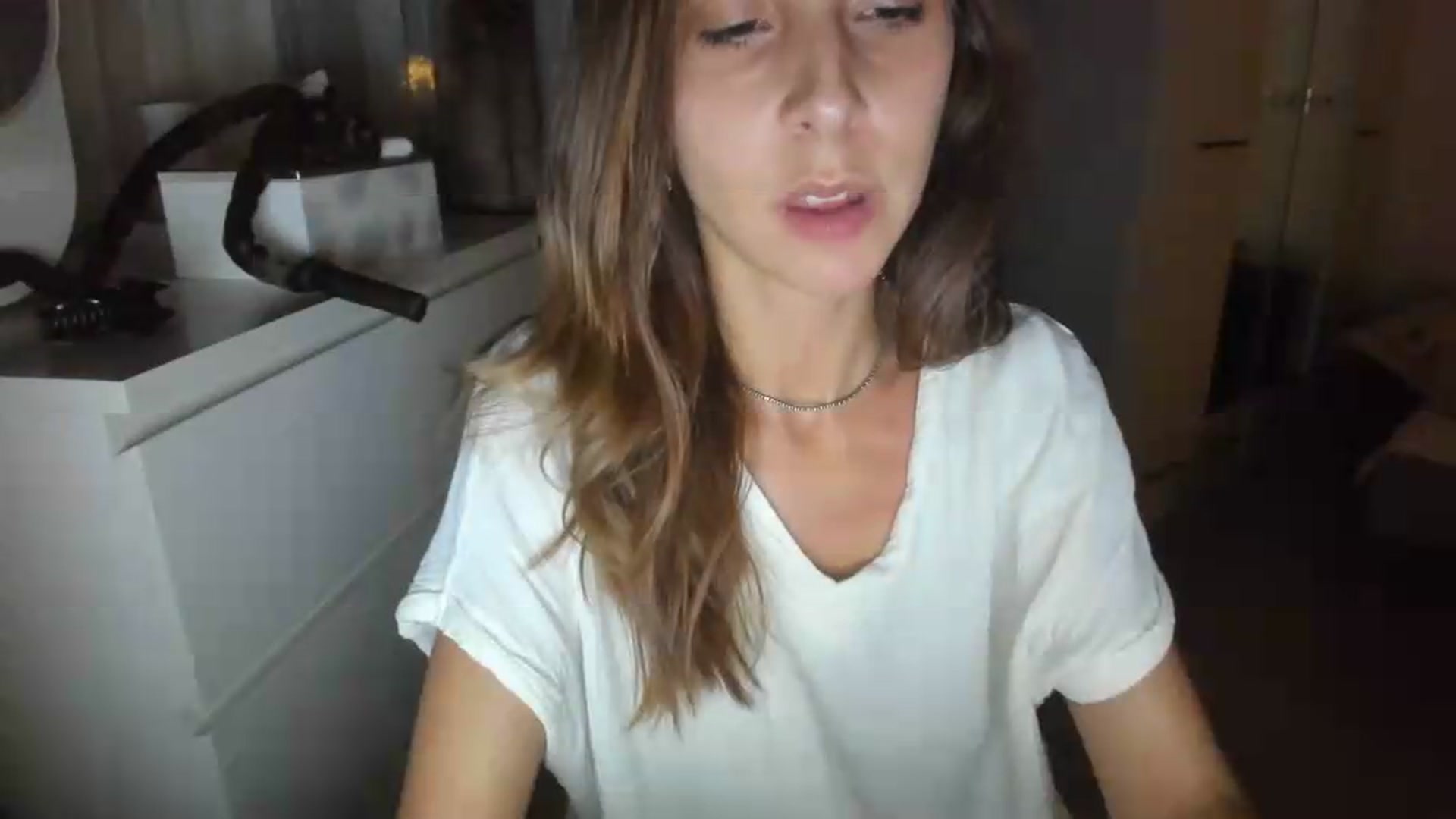 Gallery image thumbnail from JenniferBuril's myfreecams stream on, 08/14/2026, 23:29 image 4 of 20