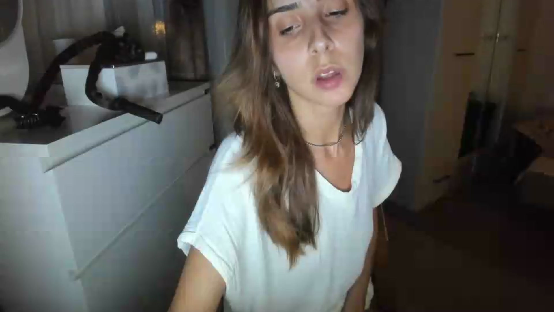 Gallery image thumbnail from JenniferBuril's myfreecams stream on, 08/14/2026, 23:29 image 8 of 20