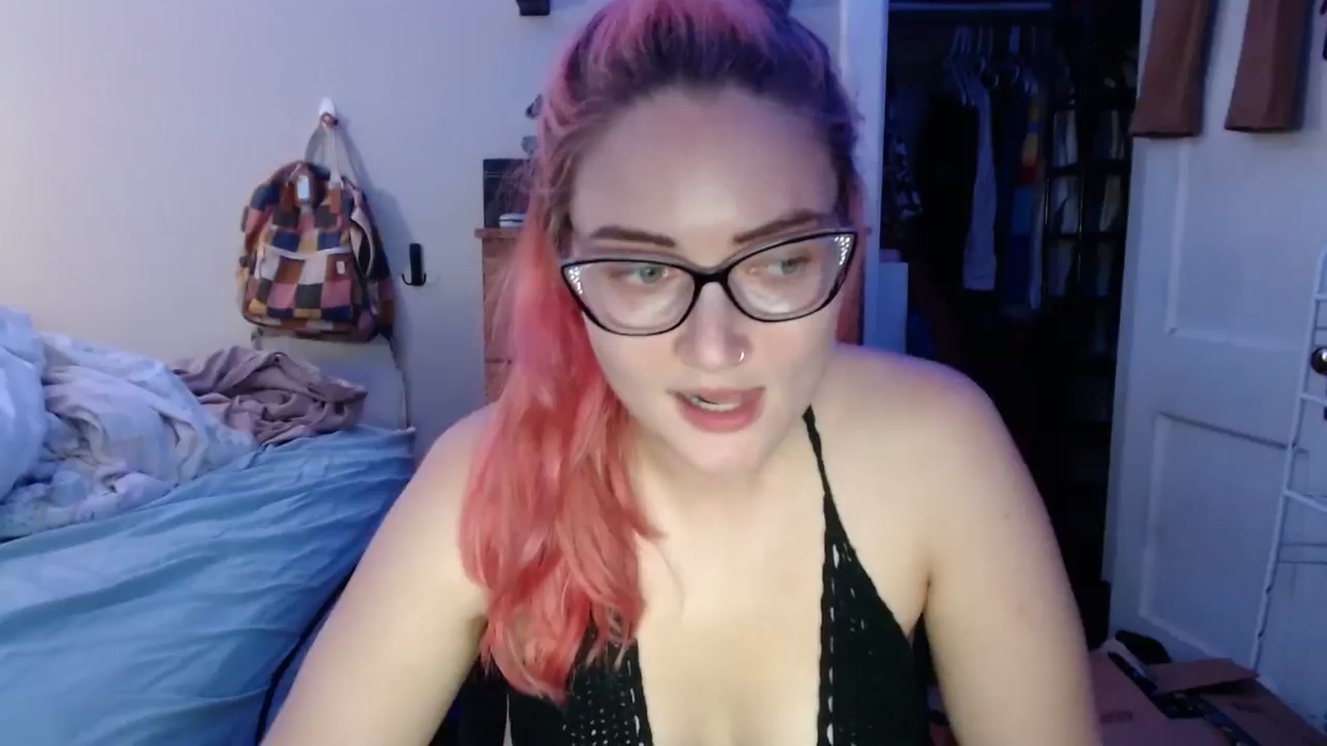 Gallery image thumbnail from JenniferGwen's myfreecams stream on, 07/25/2024, 01:58 image 11 of 20