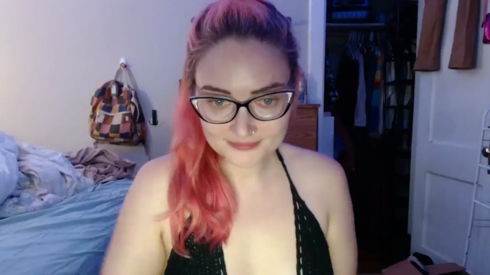Gallery image thumbnail from JenniferGwen's myfreecams stream on, 07/25/2024, 01:58 image 2 of 20