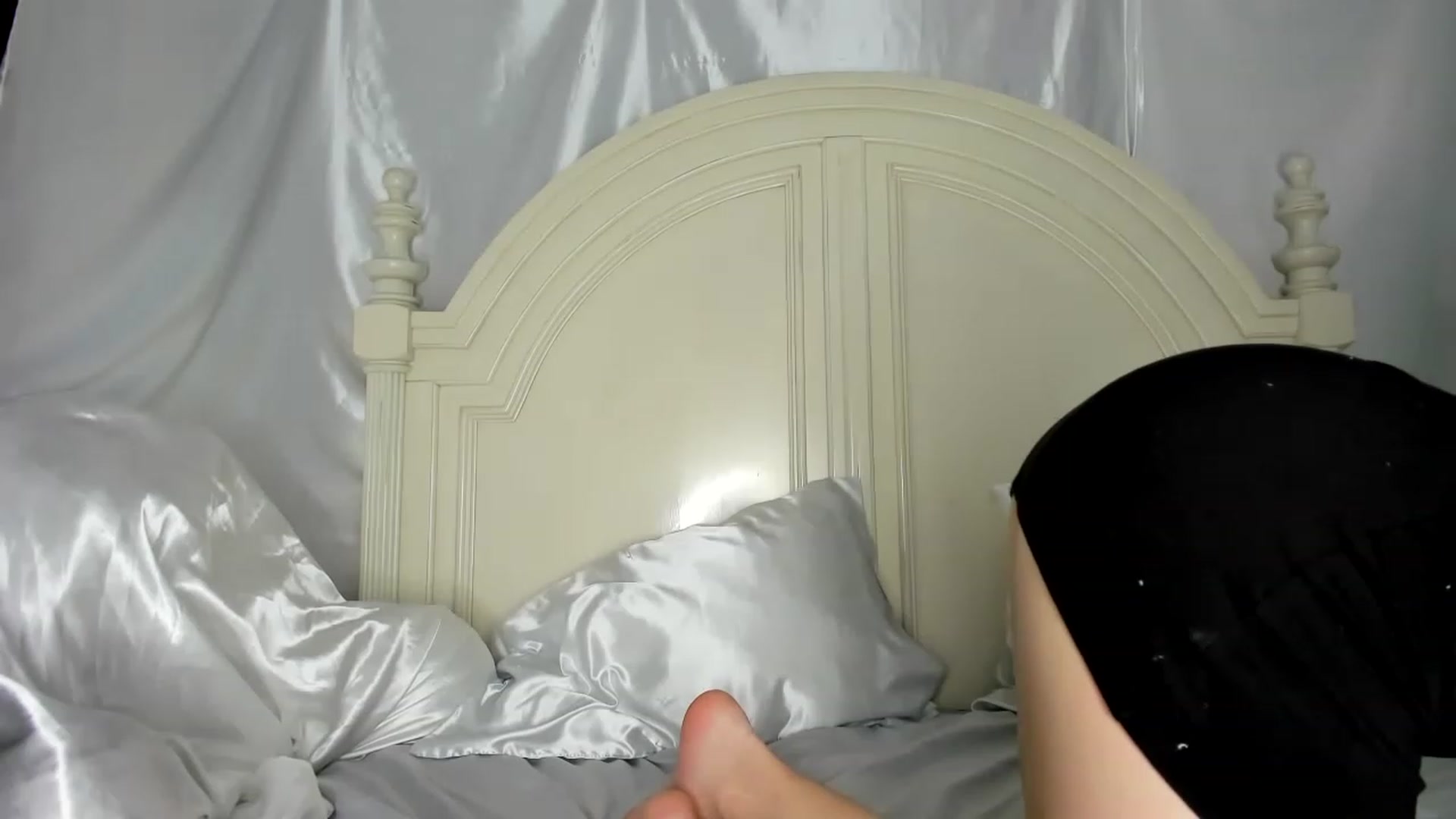 Gallery image thumbnail from JenniferLewis's myfreecams stream on, 04/22/2023, 02:39 image 6 of 20