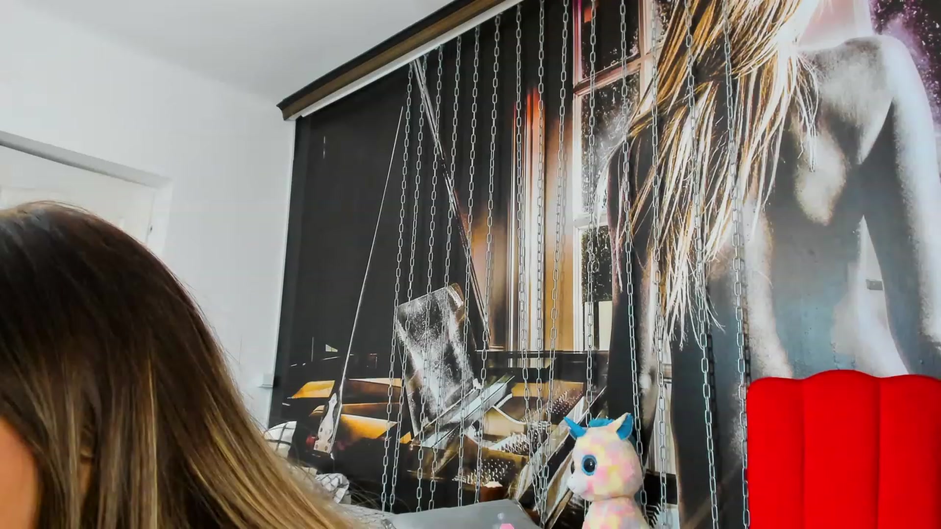 Gallery image thumbnail from JenniferLuvv's myfreecams stream on, 03/16/2023, 13:09 image 9 of 20