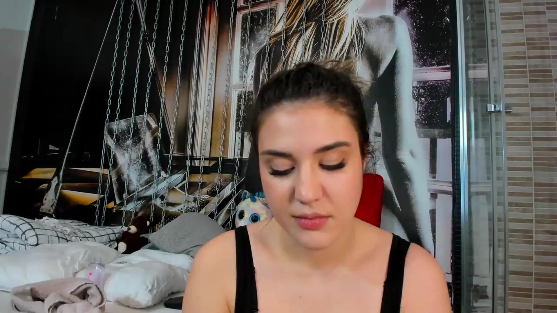 Gallery image thumbnail from JenniferLuvv's myfreecams stream on, 03/31/2023, 15:07 image 20 of 20