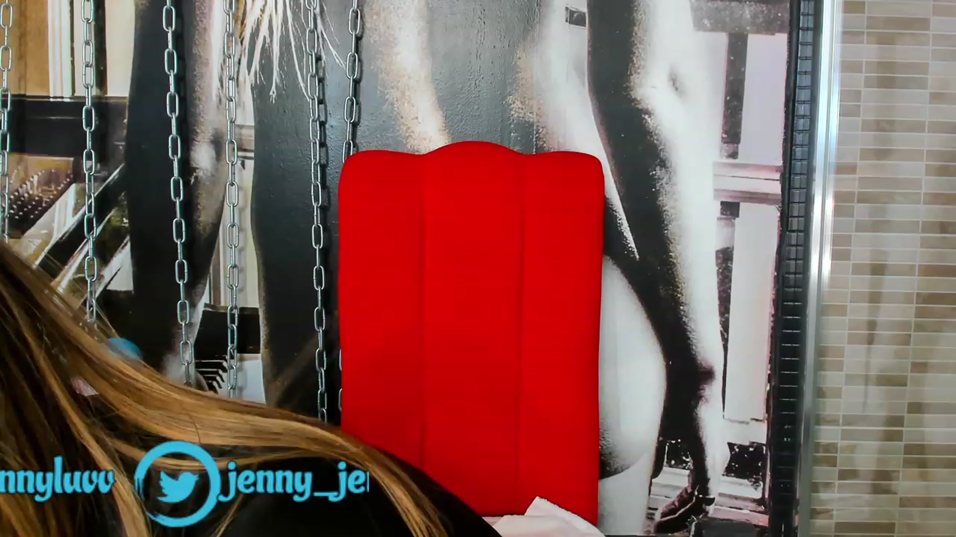 Gallery image thumbnail from JenniferLuvv's myfreecams stream on, 04/25/2023, 11:21 image 13 of 20