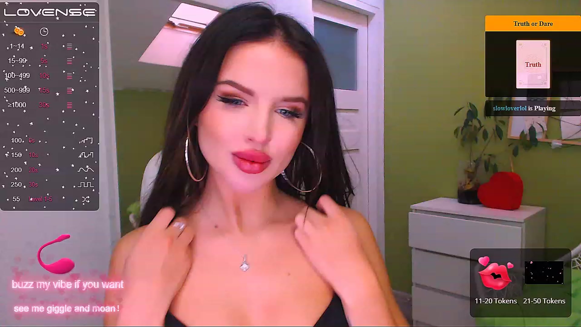 Gallery image thumbnail from JenniferMoris's myfreecams stream on, 12/05/2022, 11:34 image 3 of 20